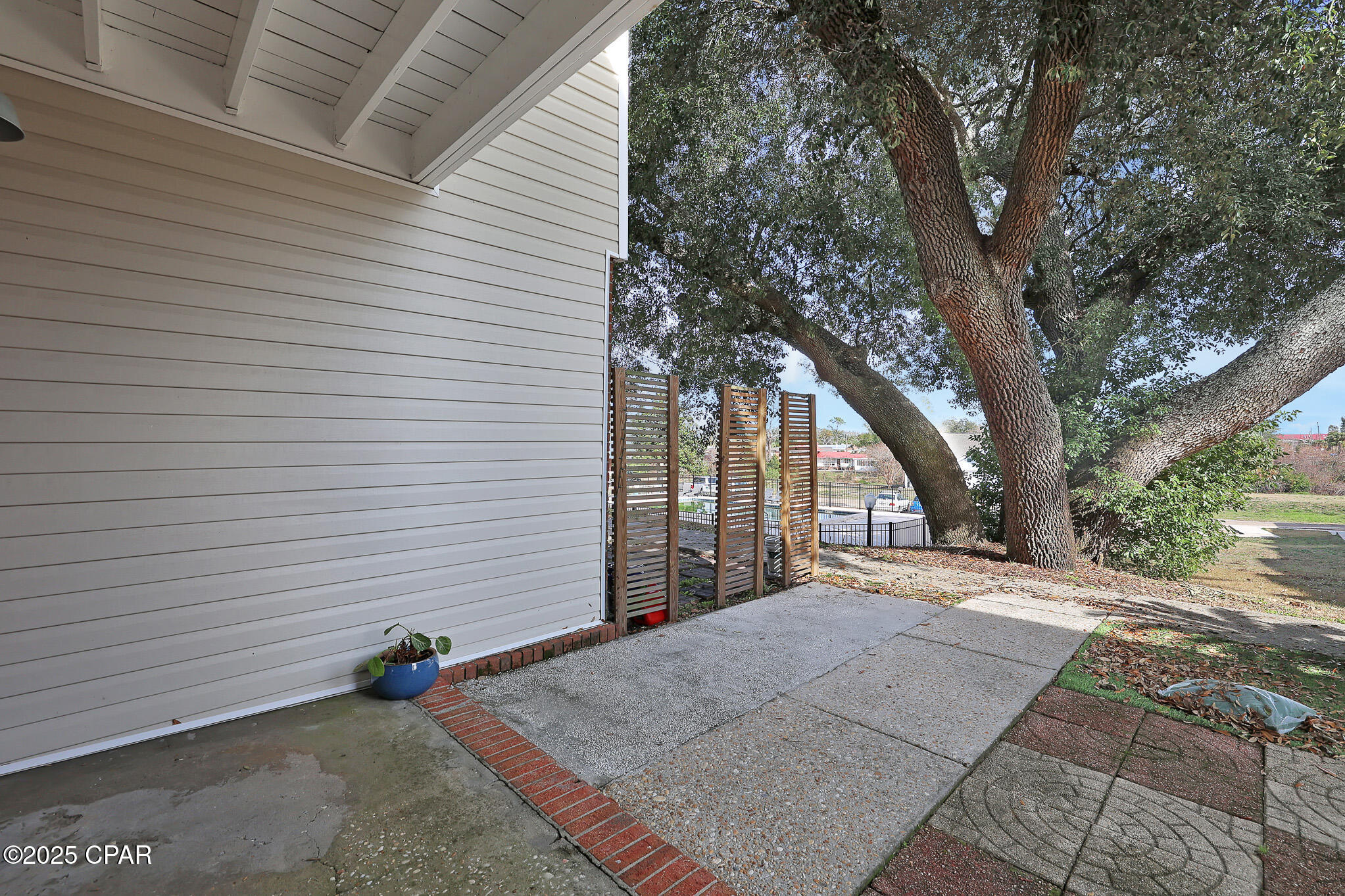 1325 W 12th Street A9