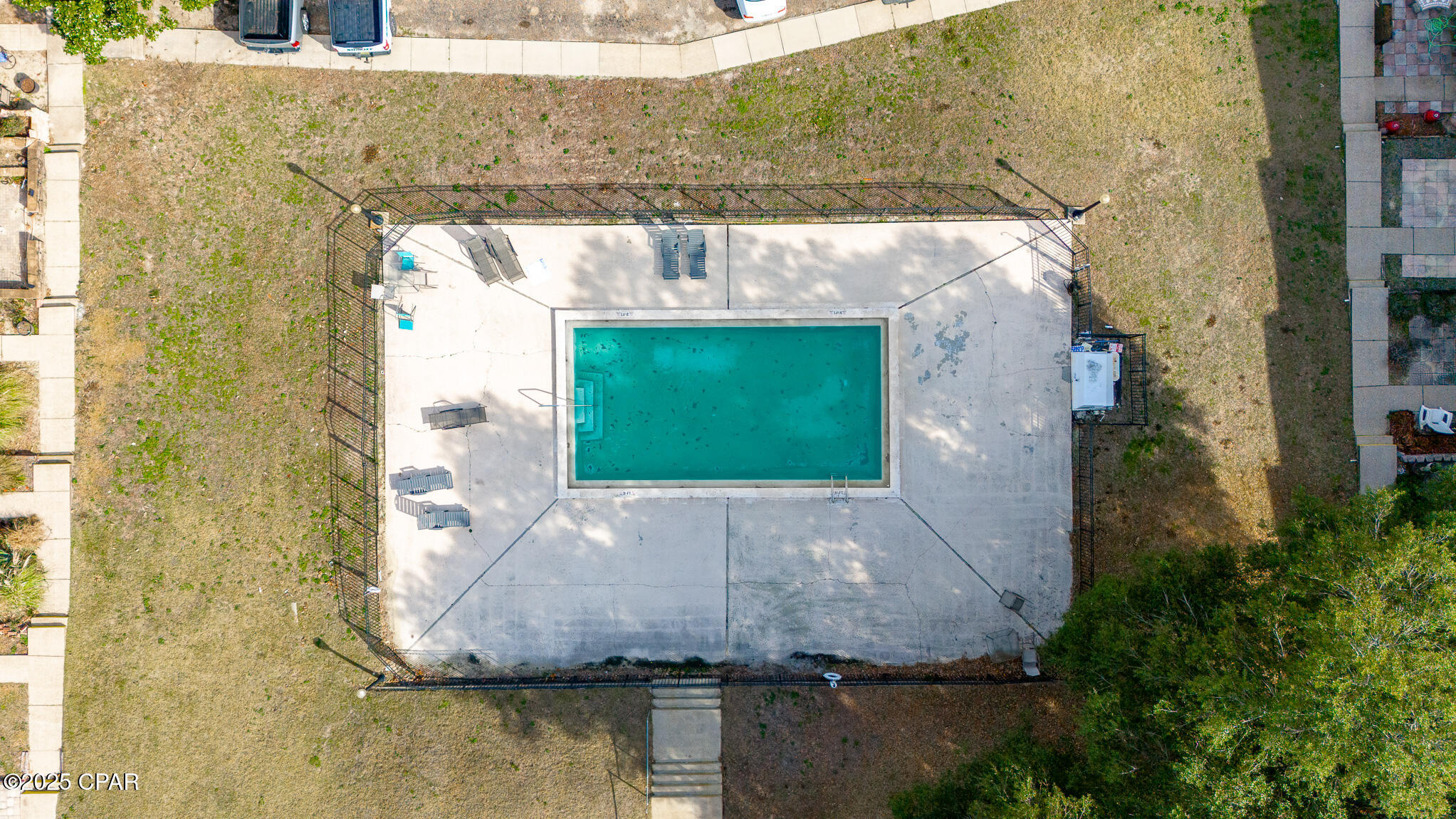 1325 W 12th Street A9