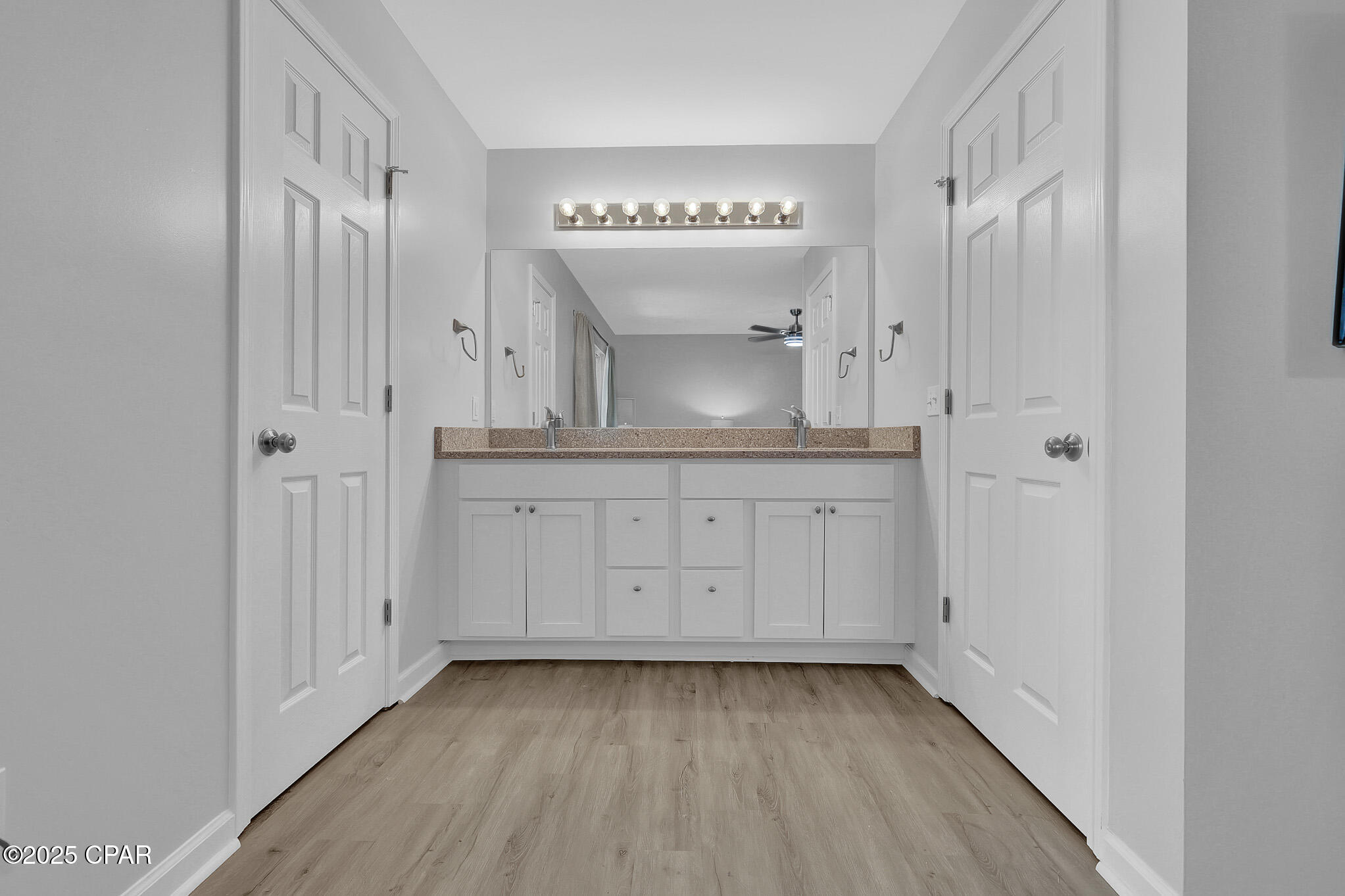 1325 W 12th Street A9