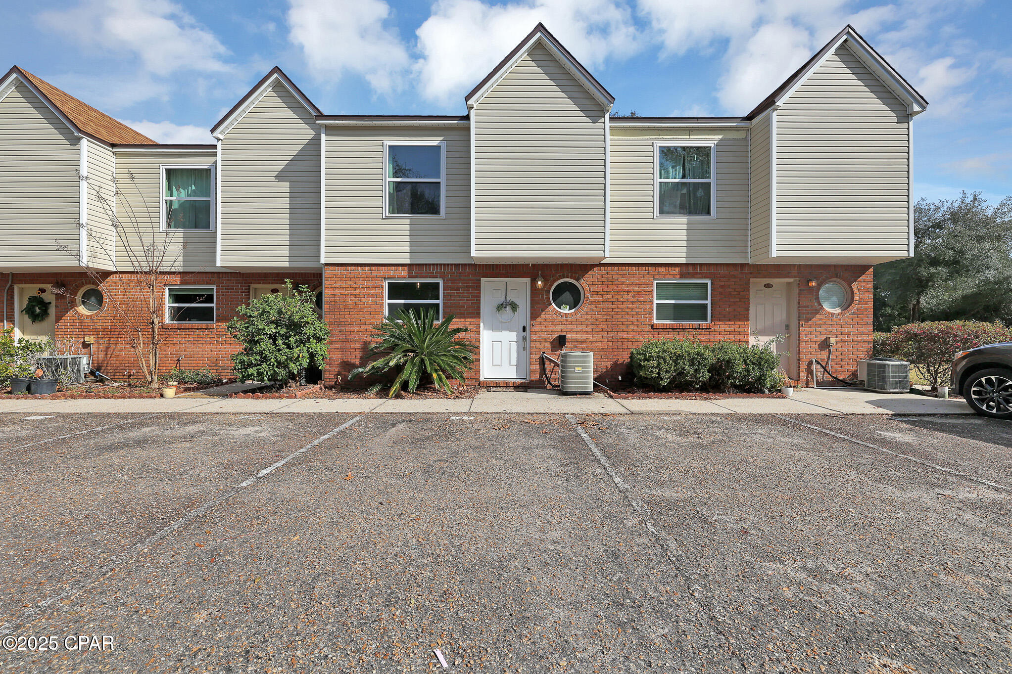 1325 W 12th Street A9