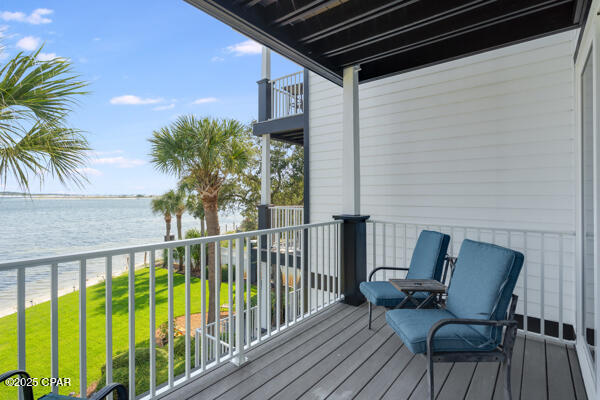 3827 Mariner Drive, Beach