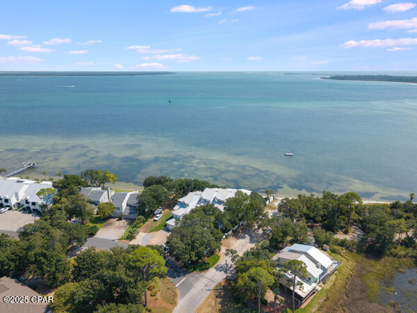 3827 Mariner Drive, Beach