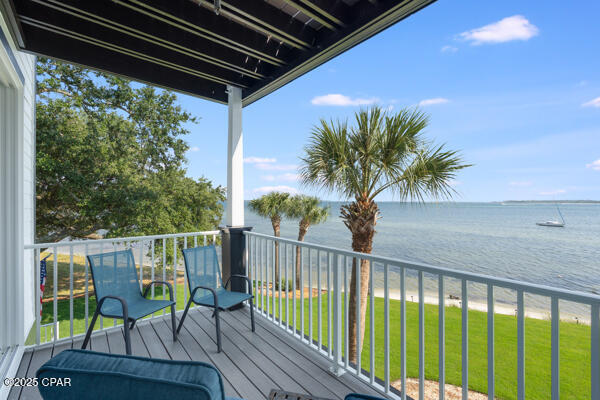 3827 Mariner Drive, Beach