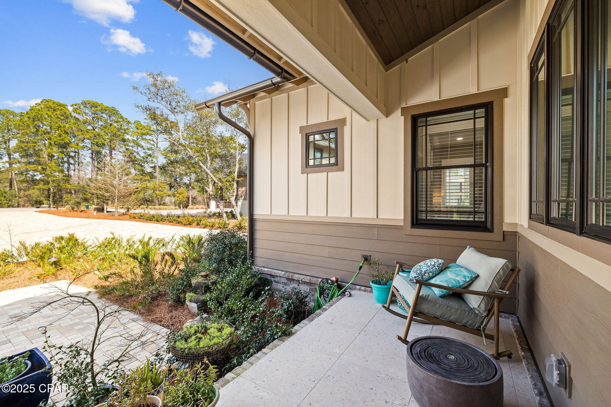 1400 Otter Point