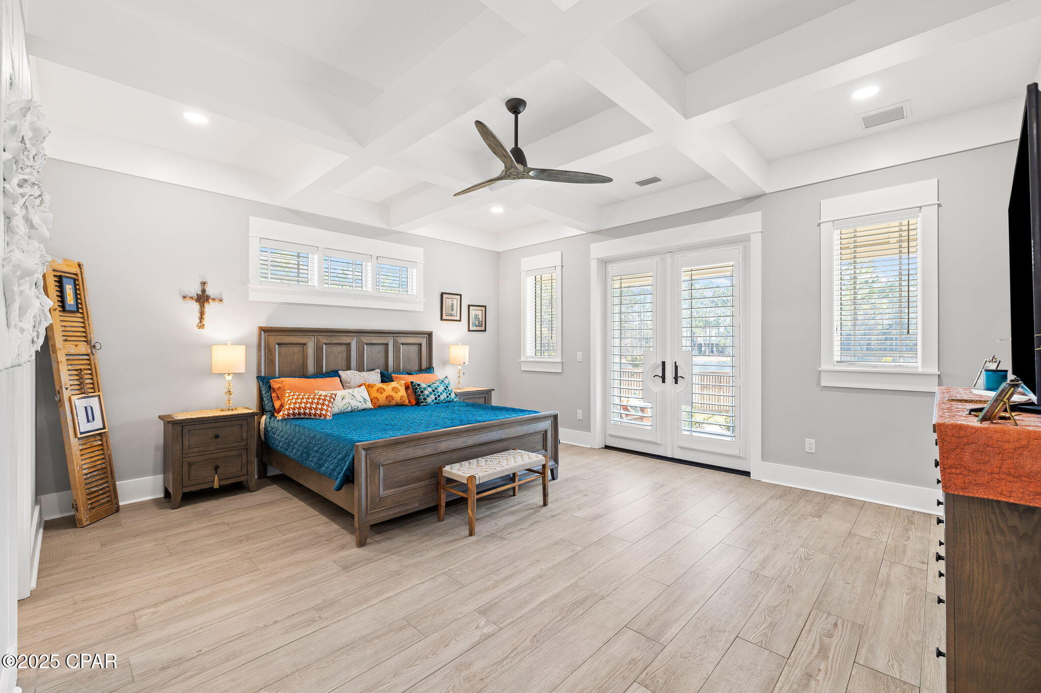 1400 Otter Point