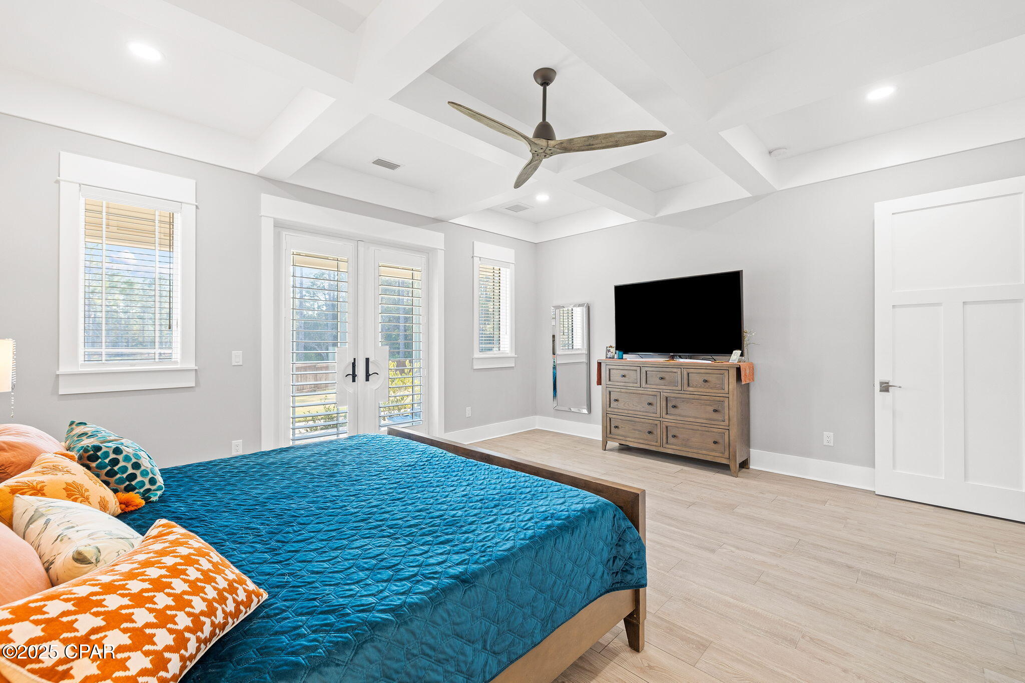 1400 Otter Point