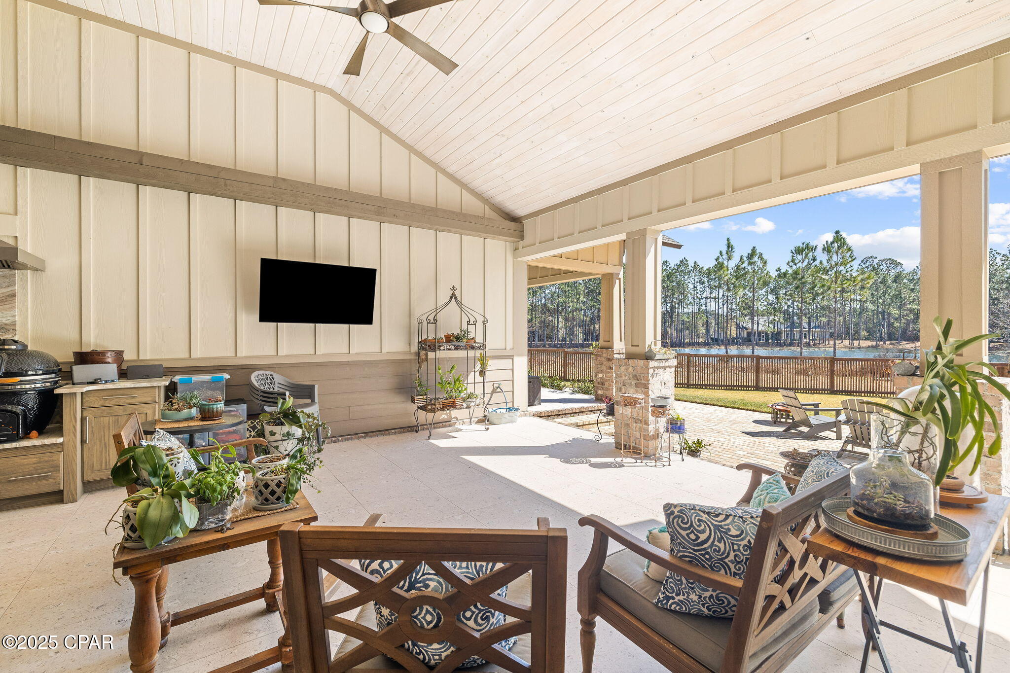 1400 Otter Point