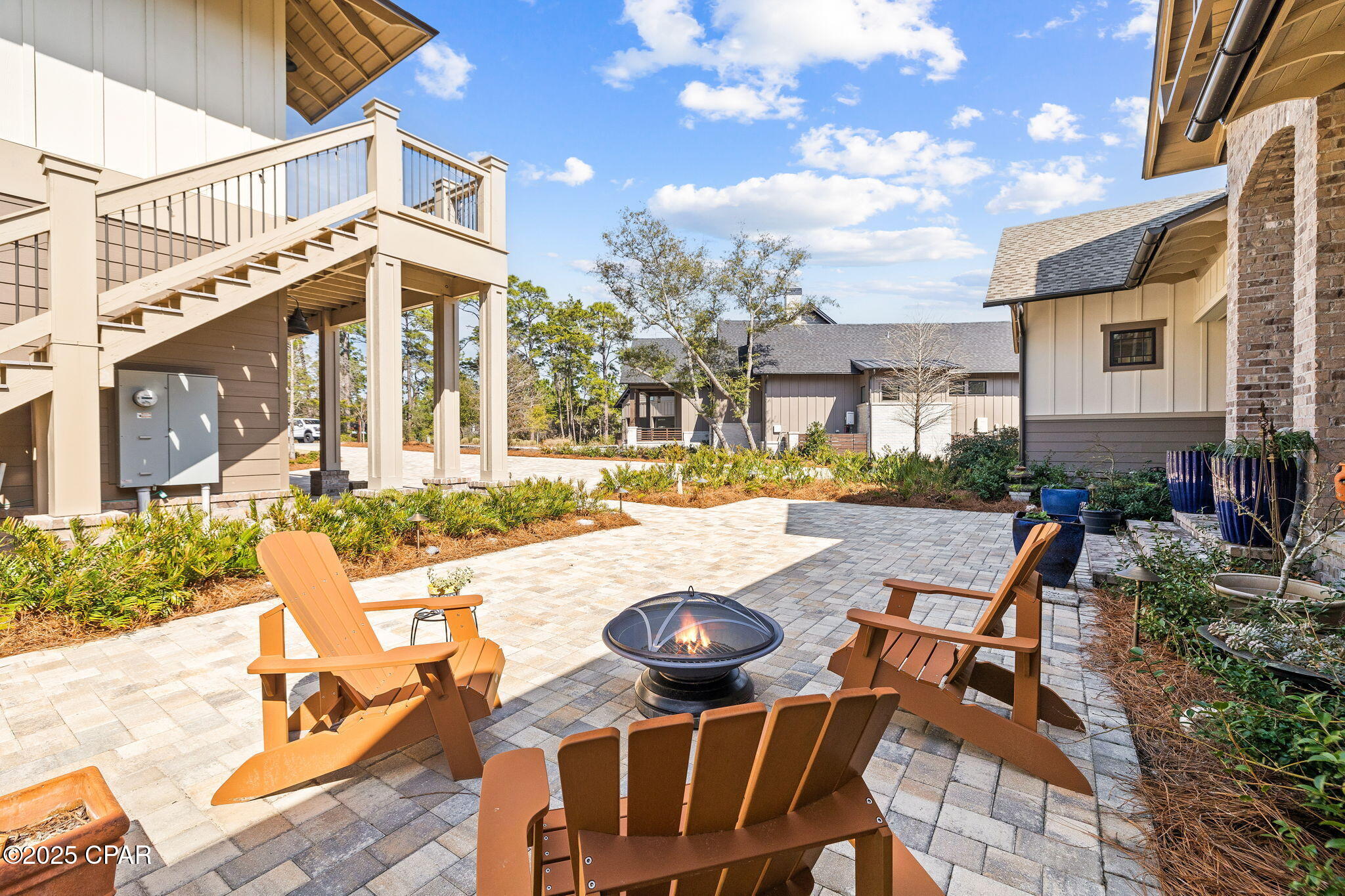 1400 Otter Point