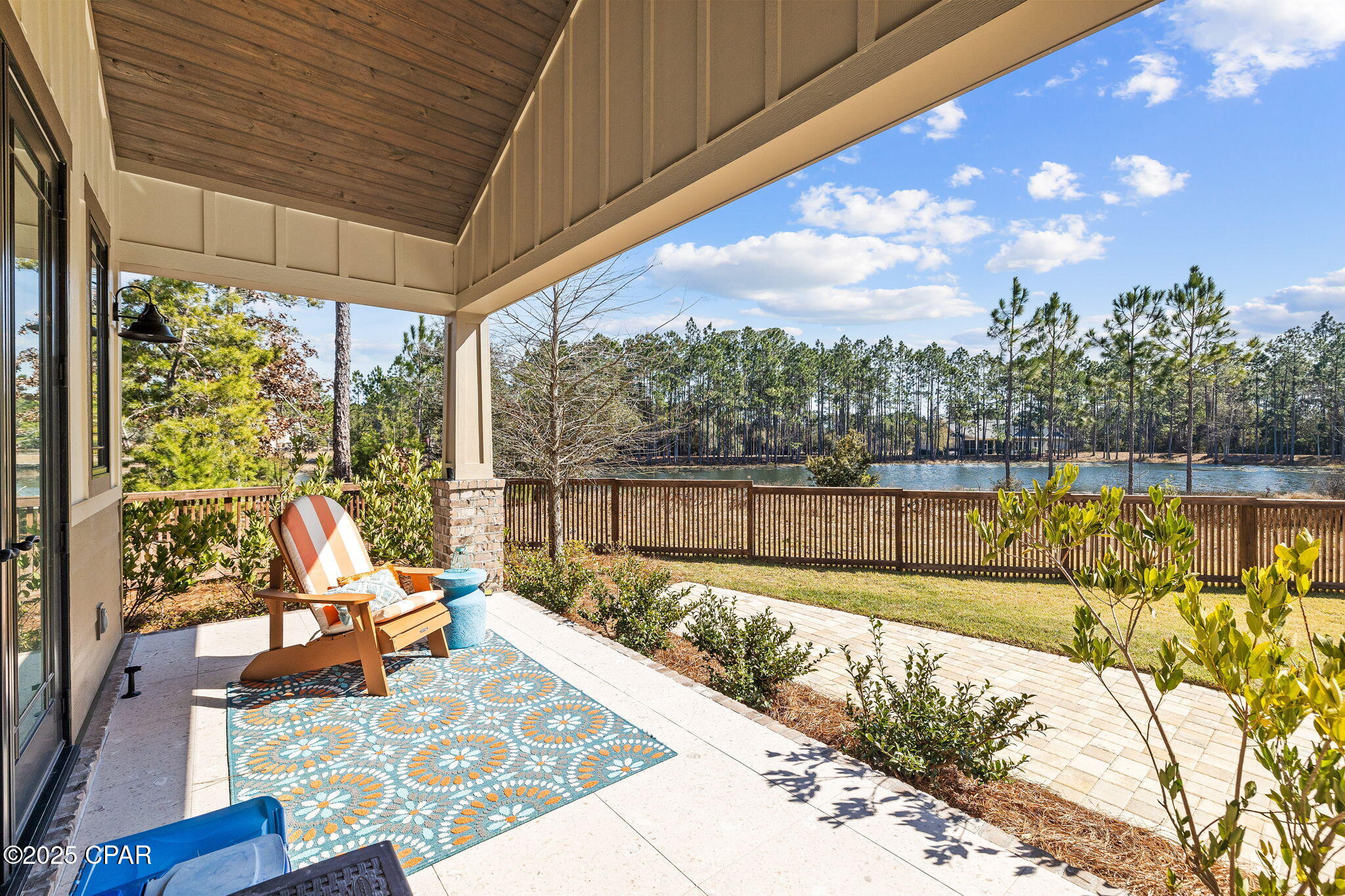 1400 Otter Point