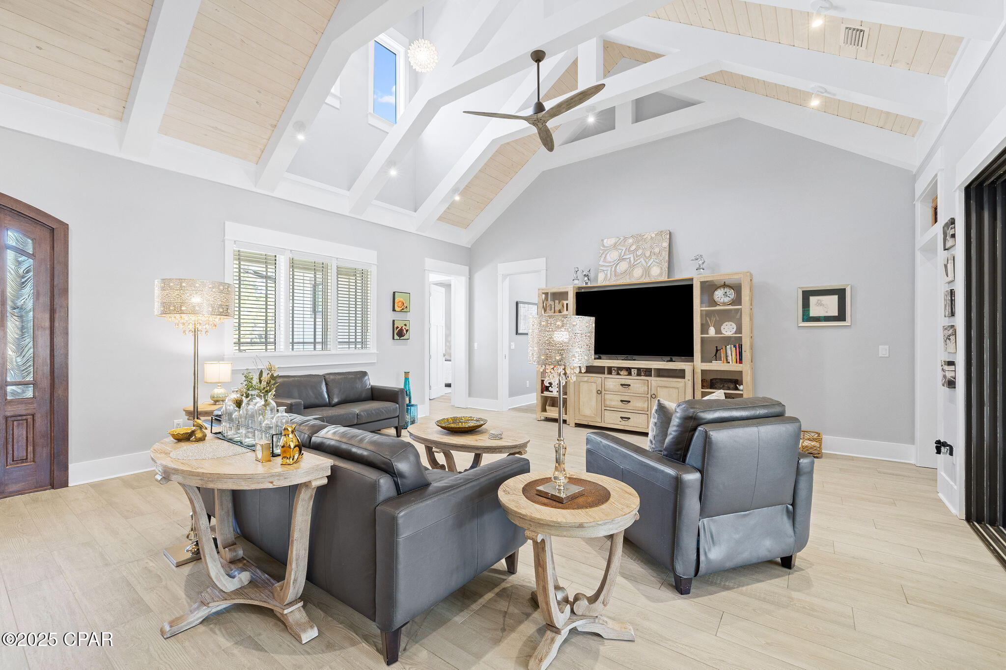 1400 Otter Point