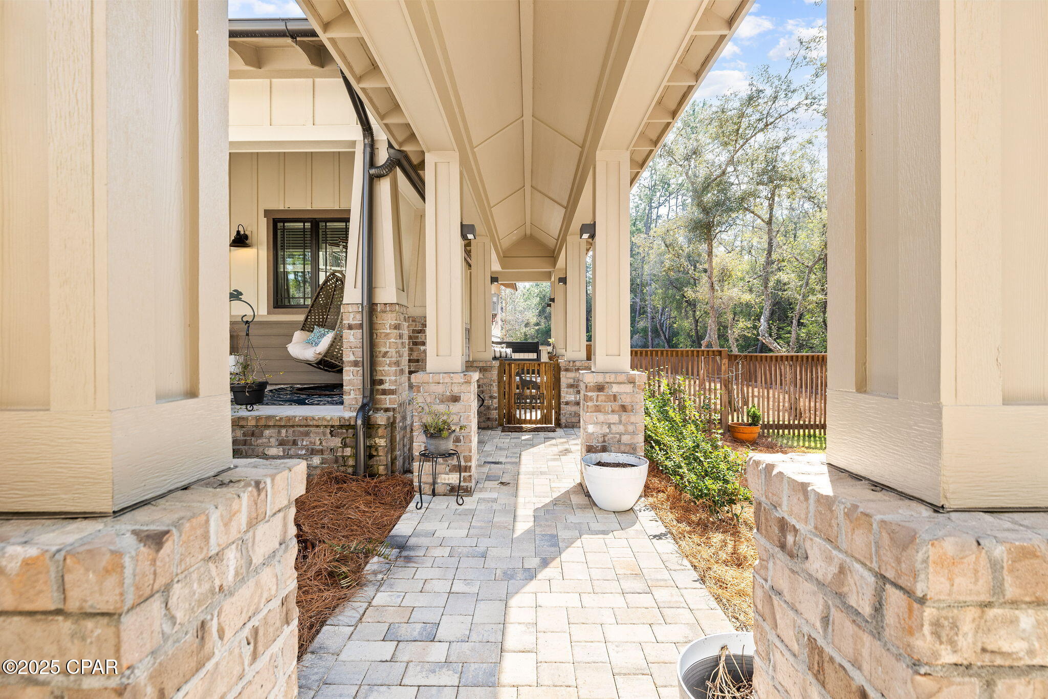 1400 Otter Point