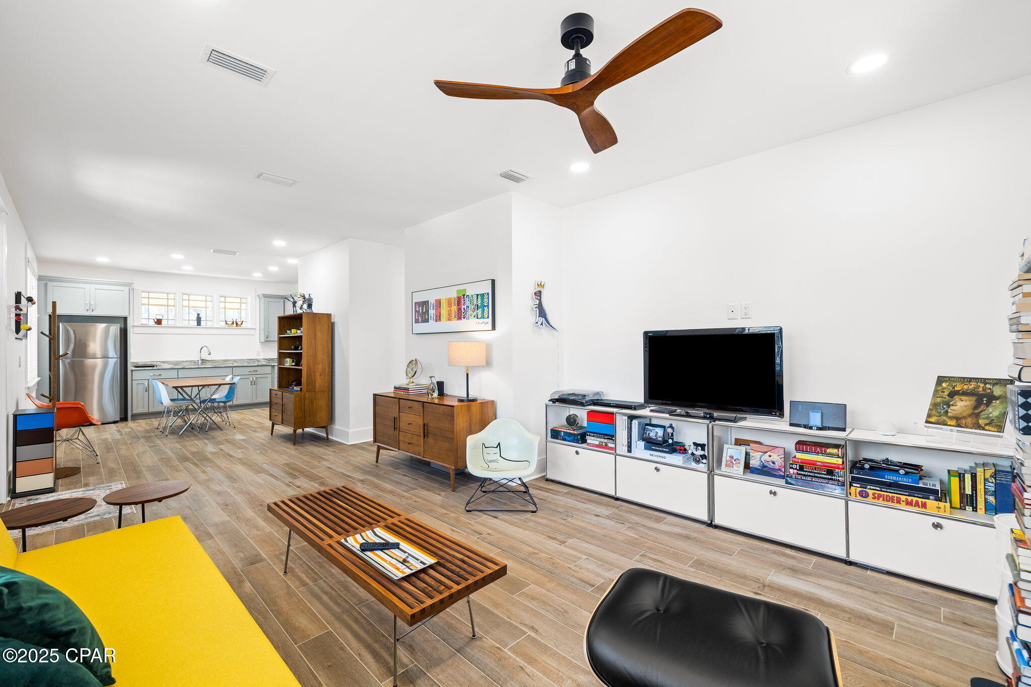 1400 Otter Point