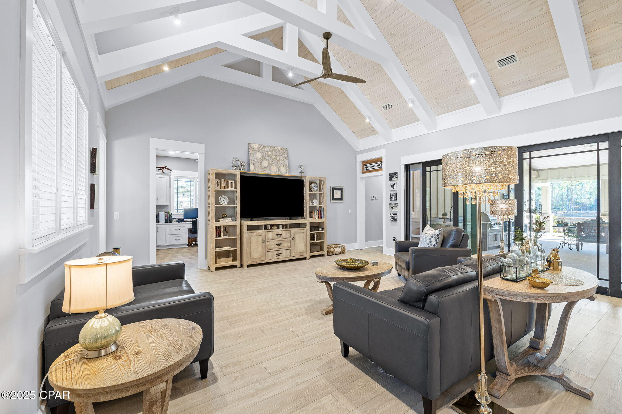 1400 Otter Point