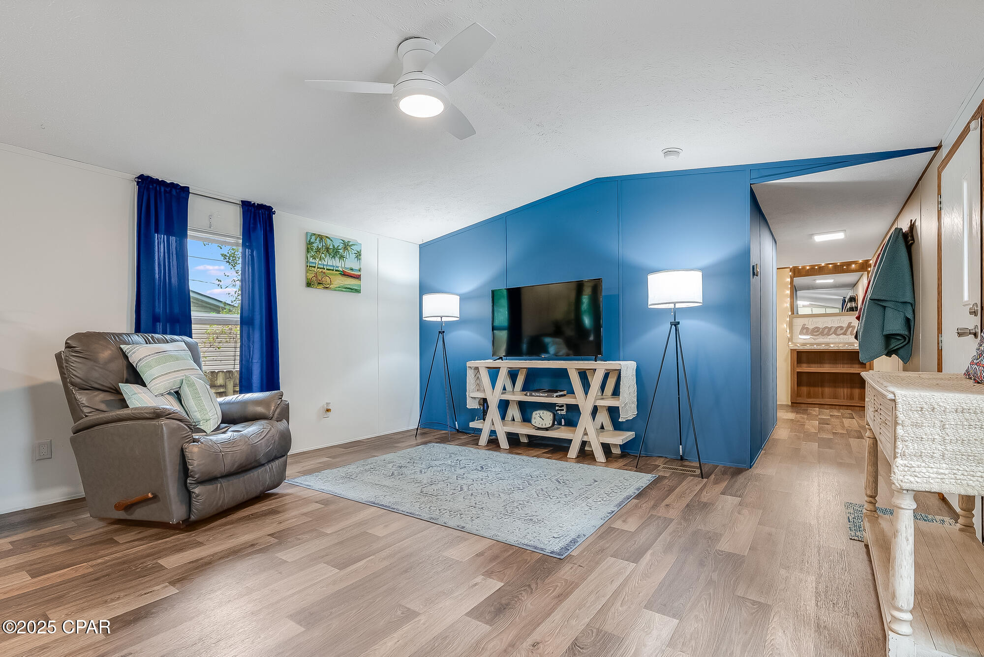 6724 Sunrise Drive