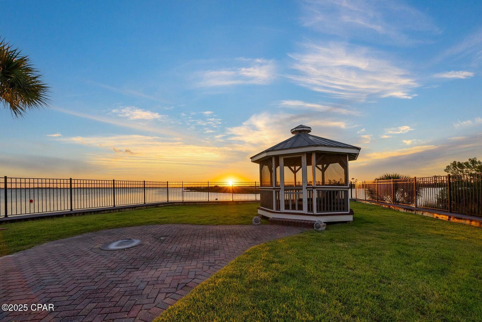 6701 Yacht Club Drive