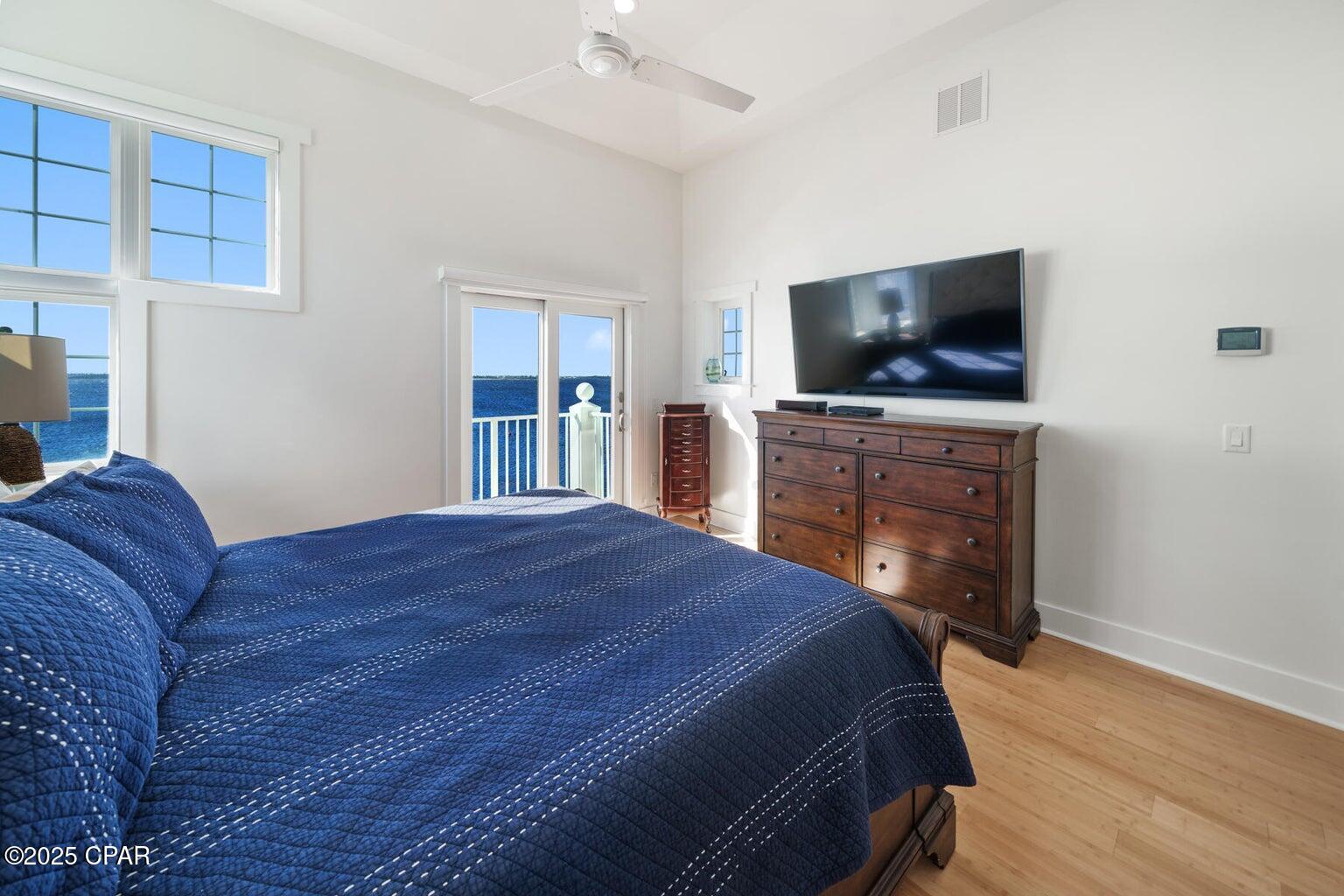 6701 Yacht Club Drive