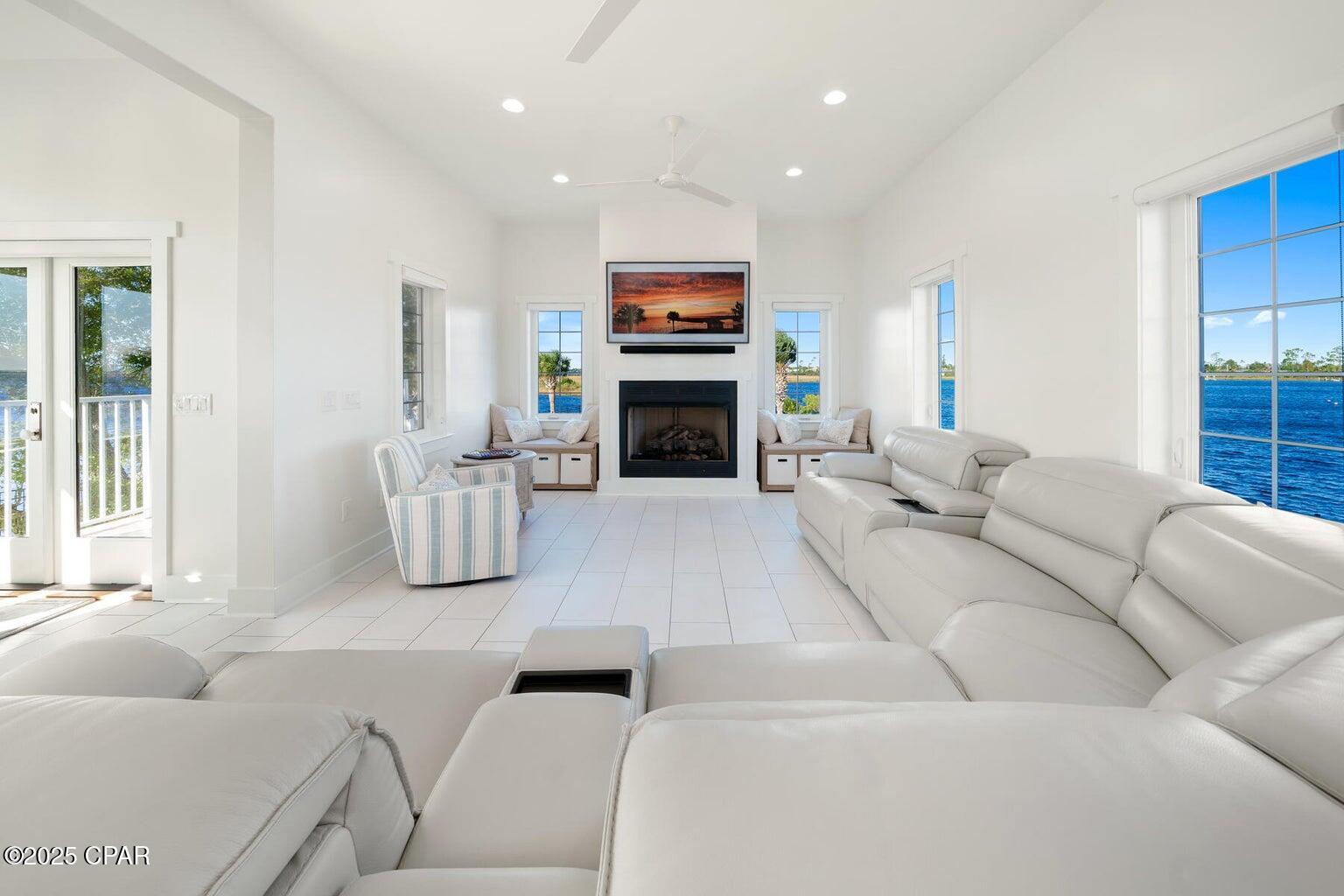 6701 Yacht Club Drive