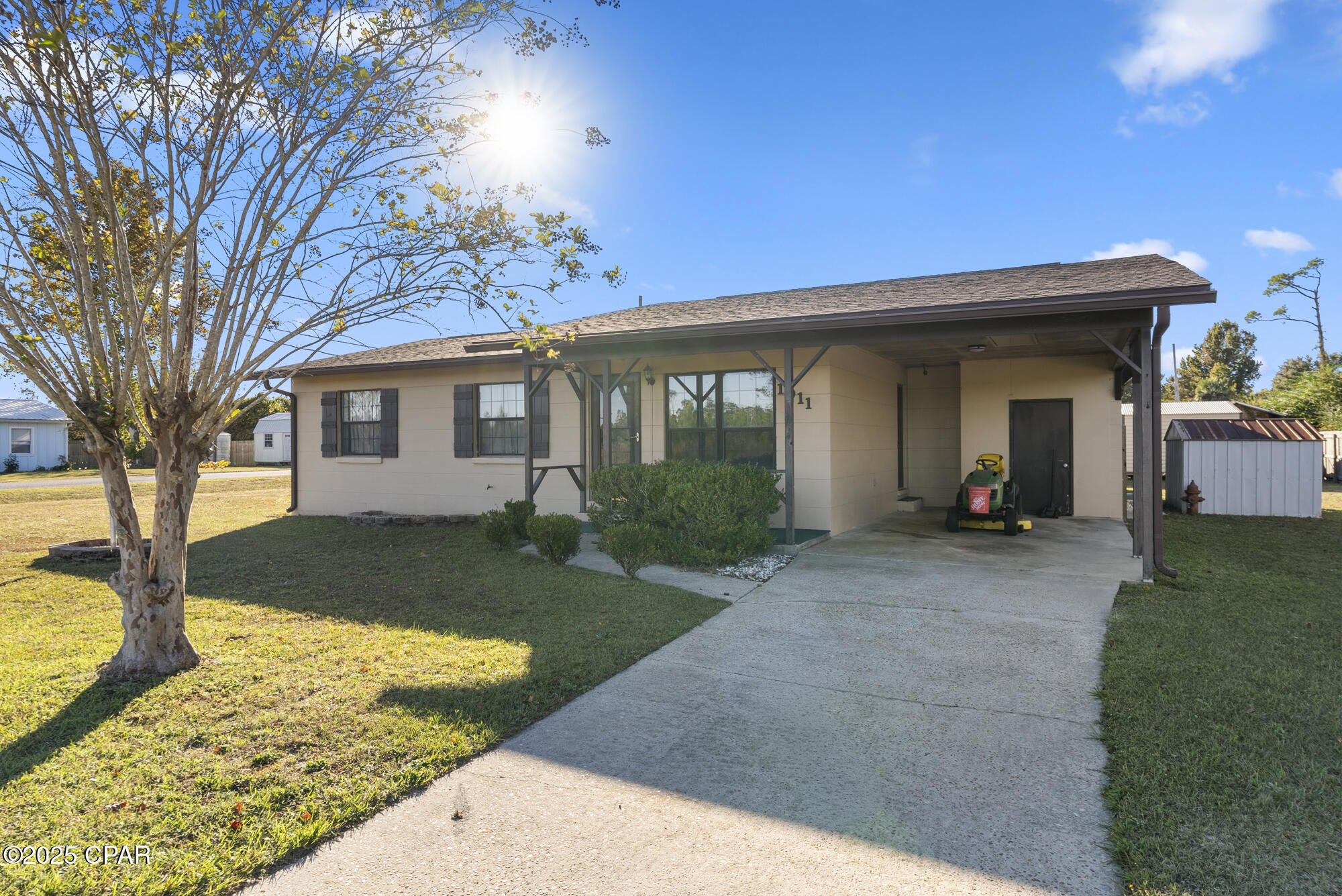 1011 N Star Avenue
