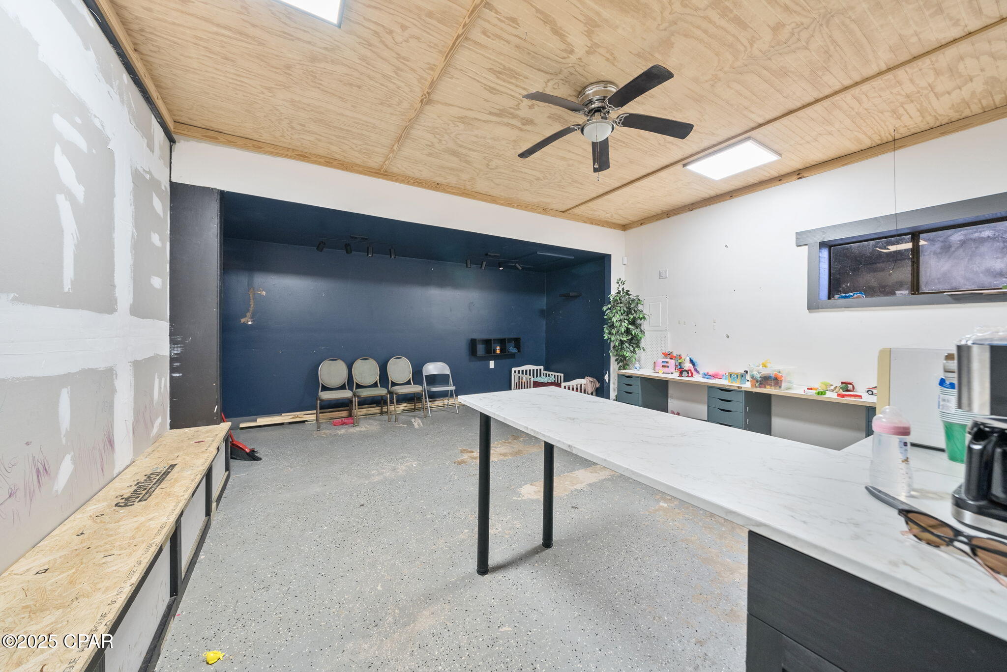 601 W 11th Street