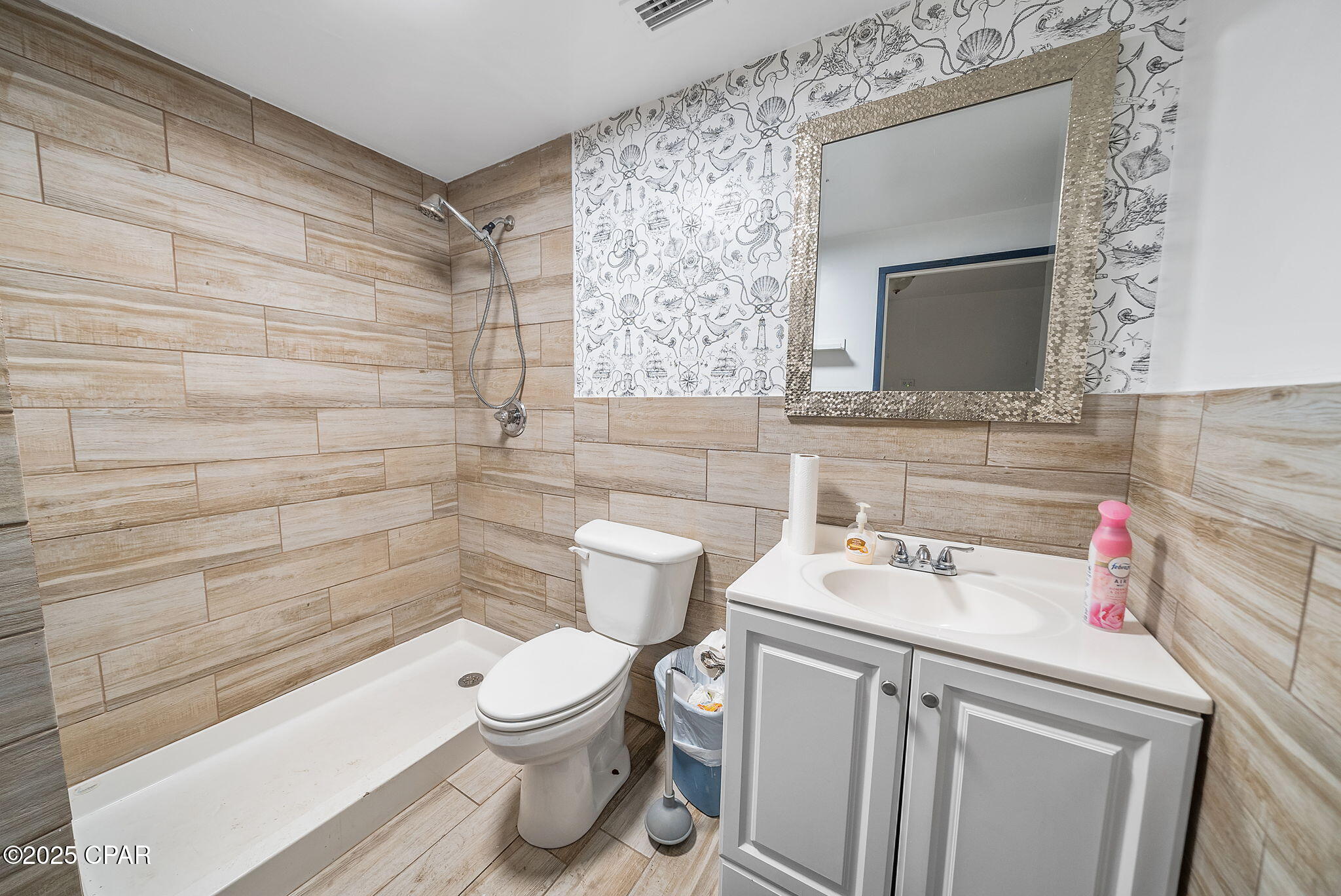 601 W 11th Street