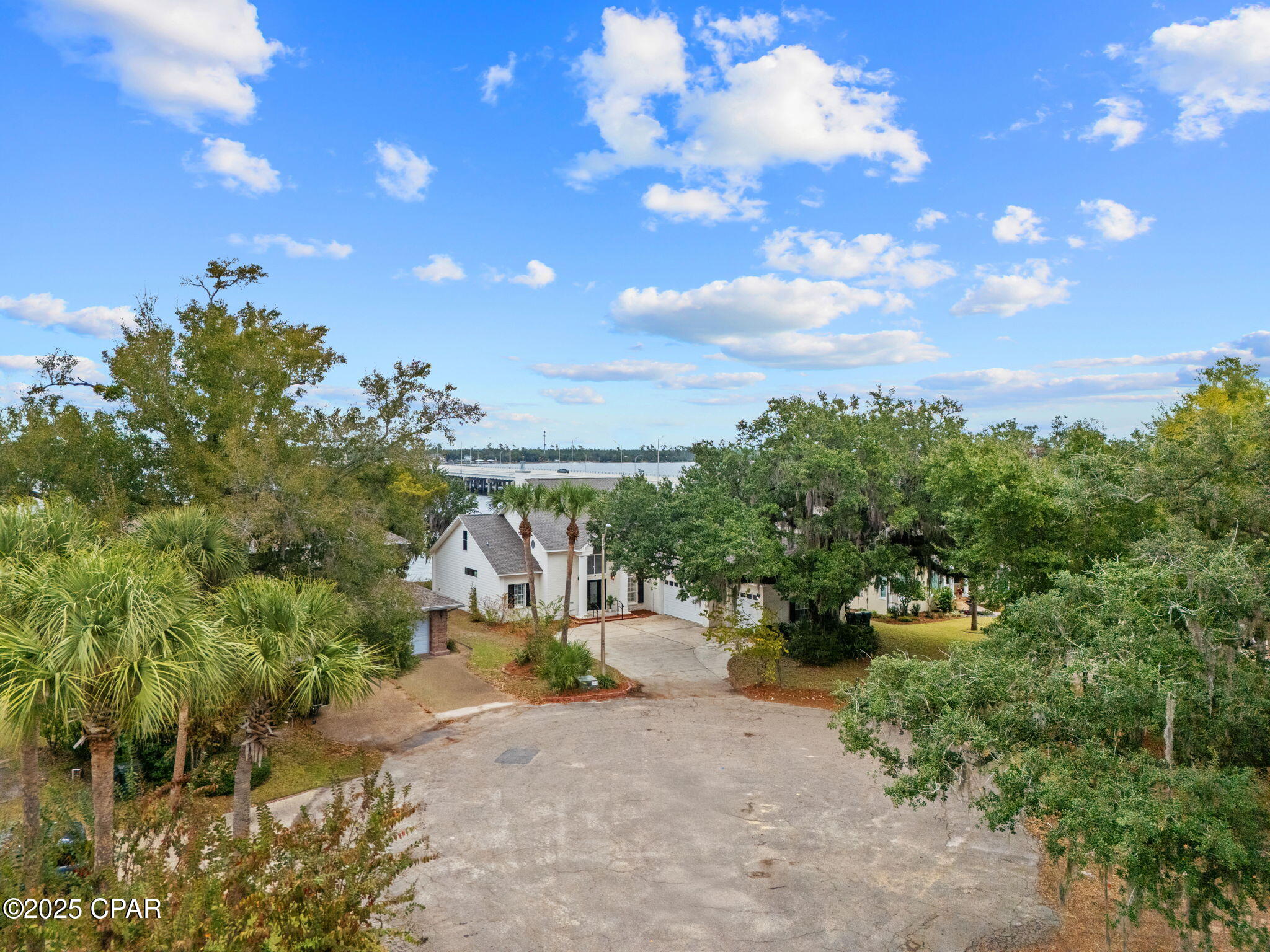 101 Harbour Pointe Drive