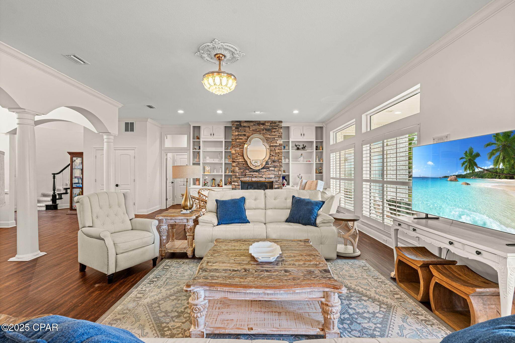 101 Harbour Pointe Drive