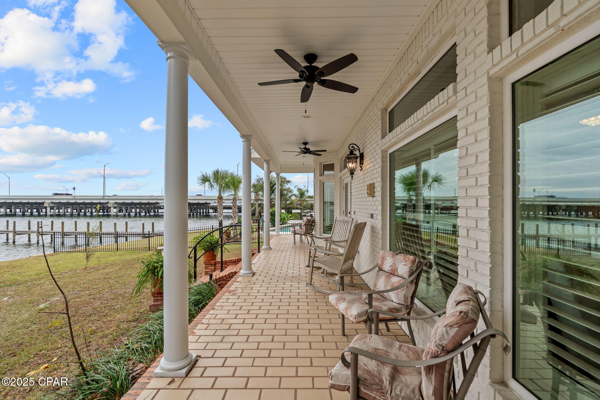 101 Harbour Pointe Drive