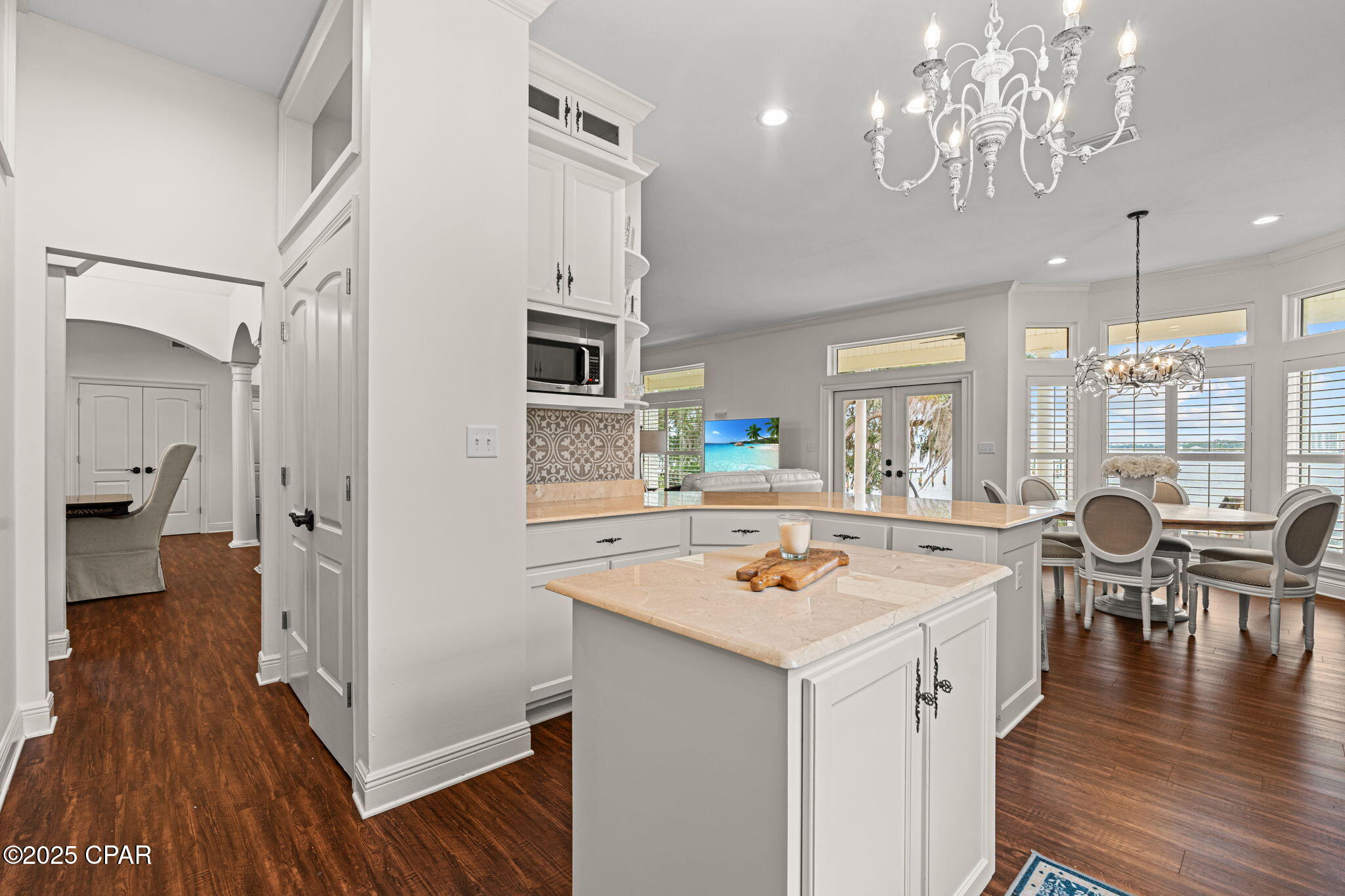 101 Harbour Pointe Drive