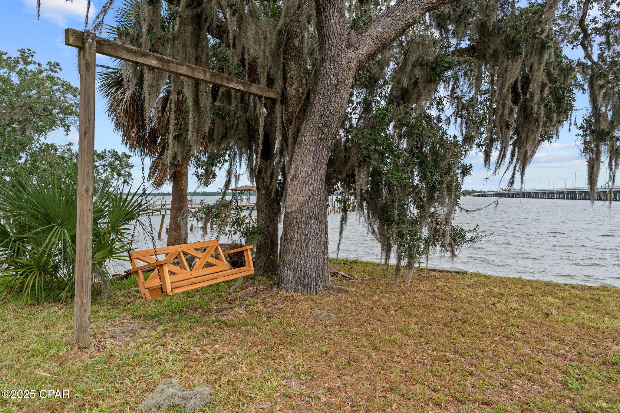 101 Harbour Pointe Drive