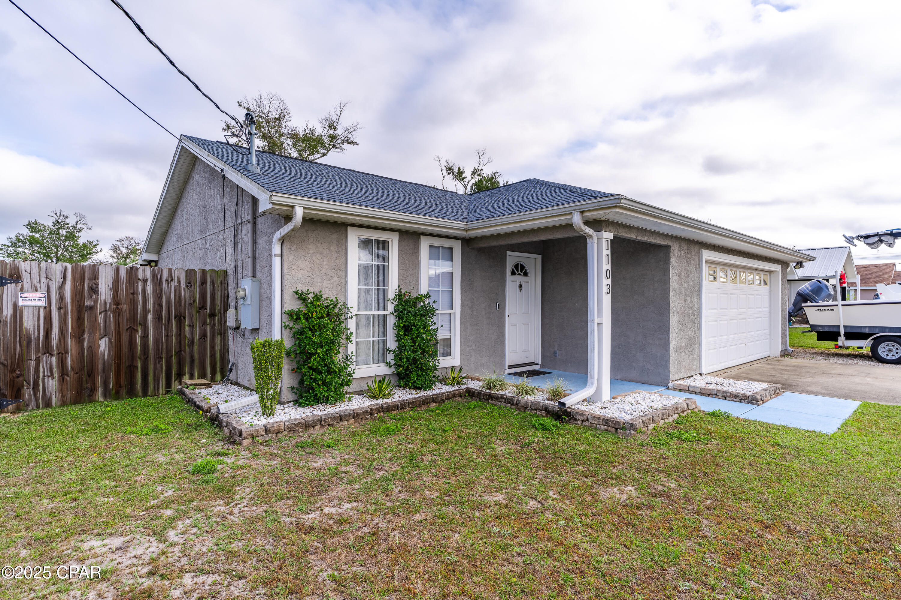 1103 Mississippi Avenue