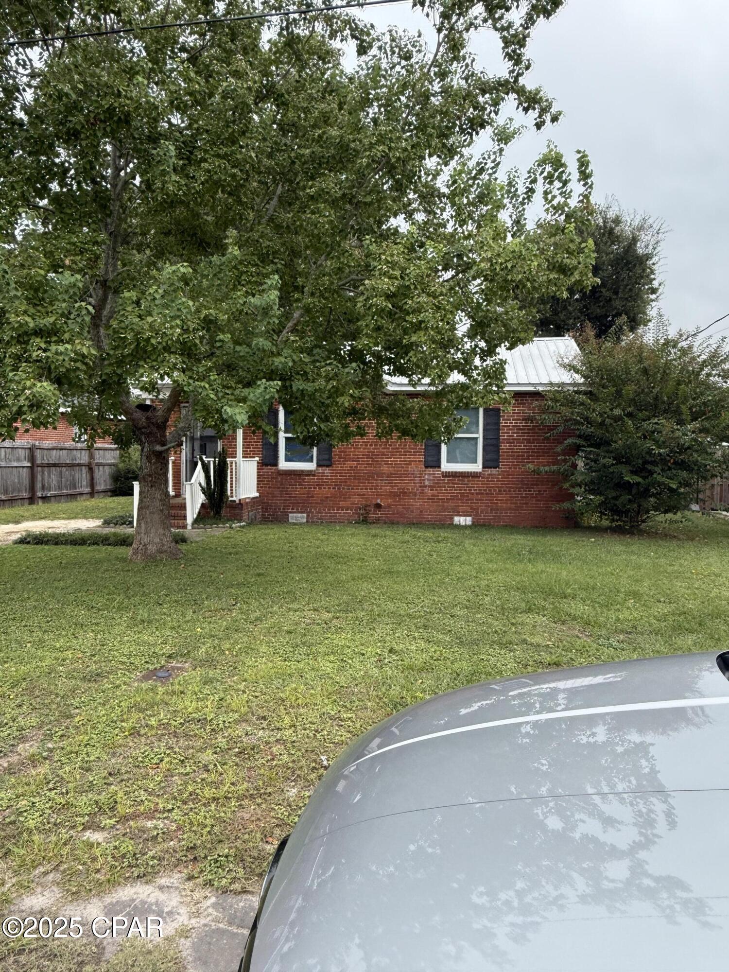 1114 Friendship Avenue