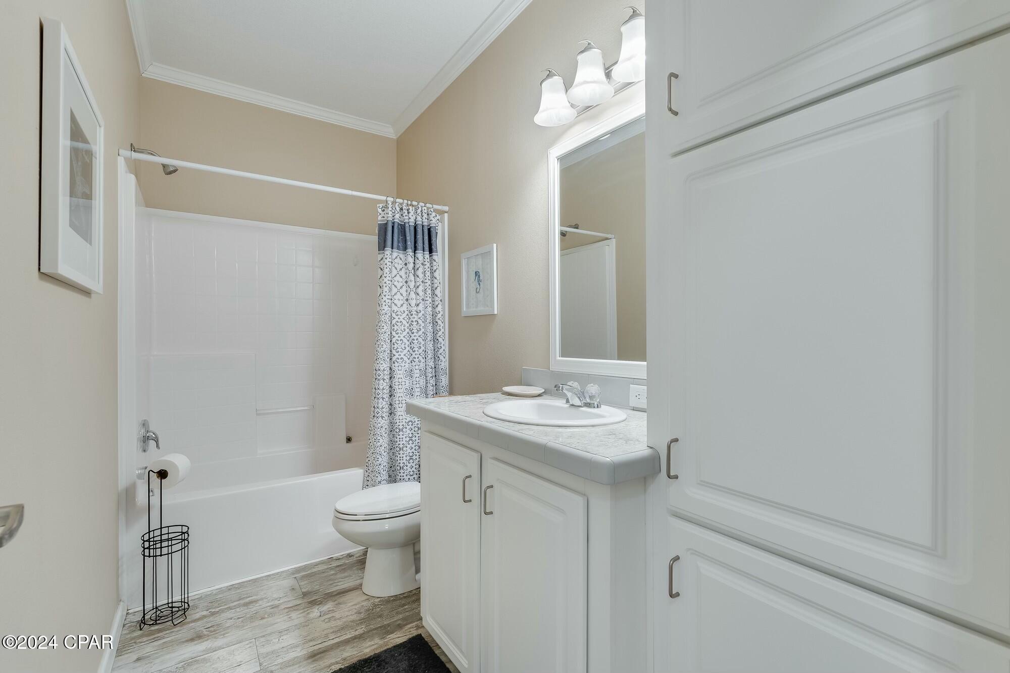 313 Laureno Place