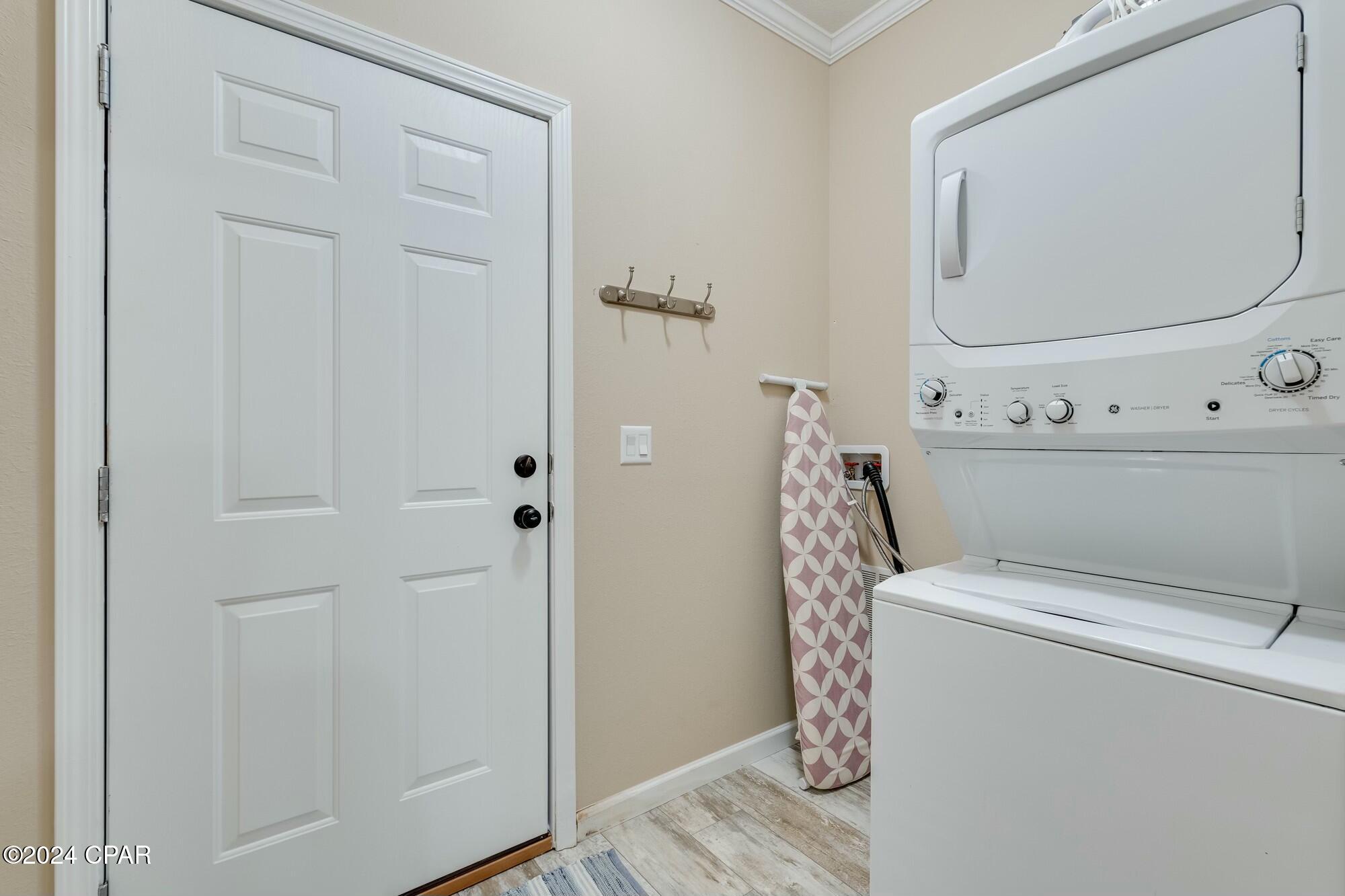 313 Laureno Place