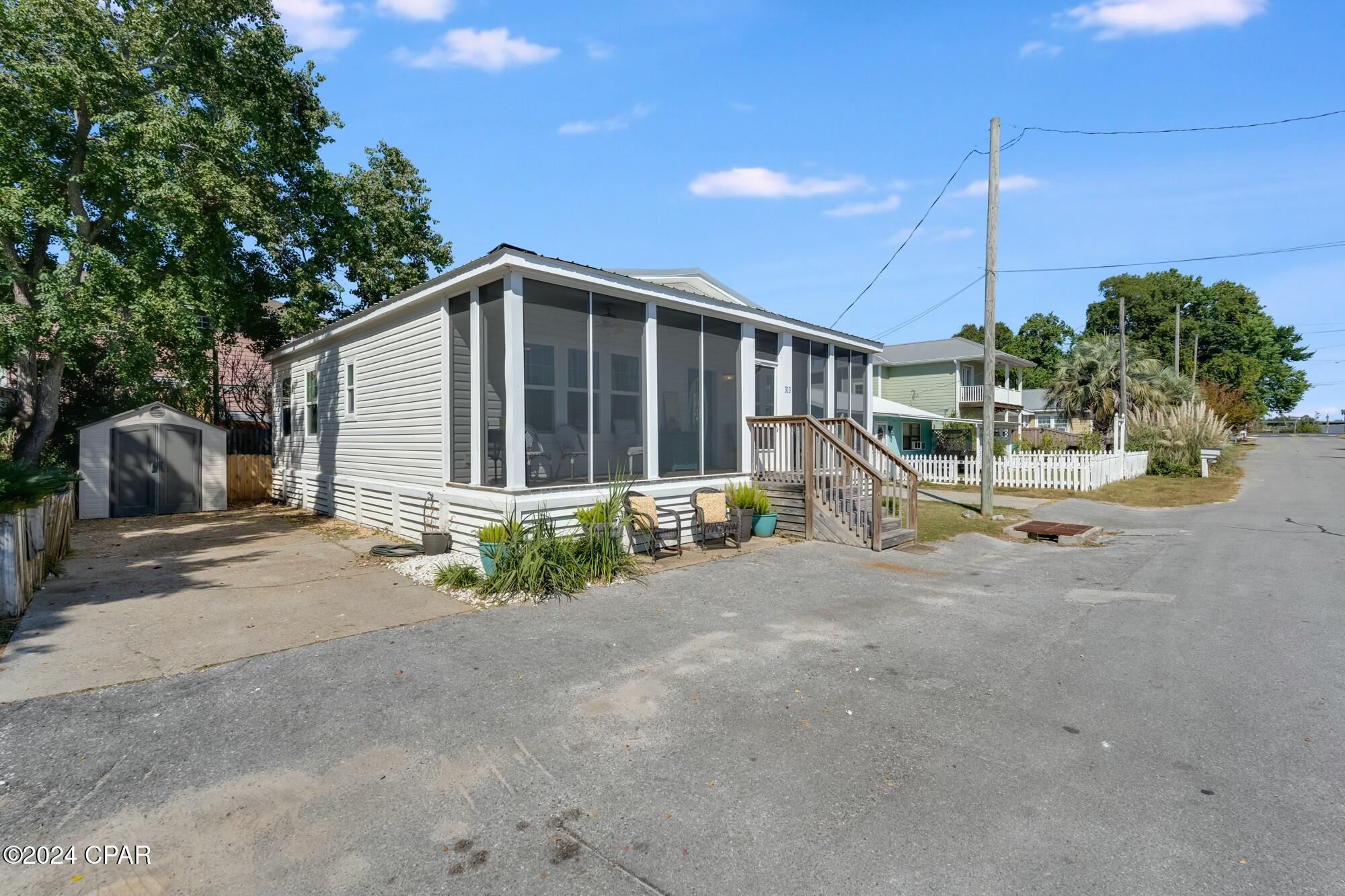313 Laureno Place