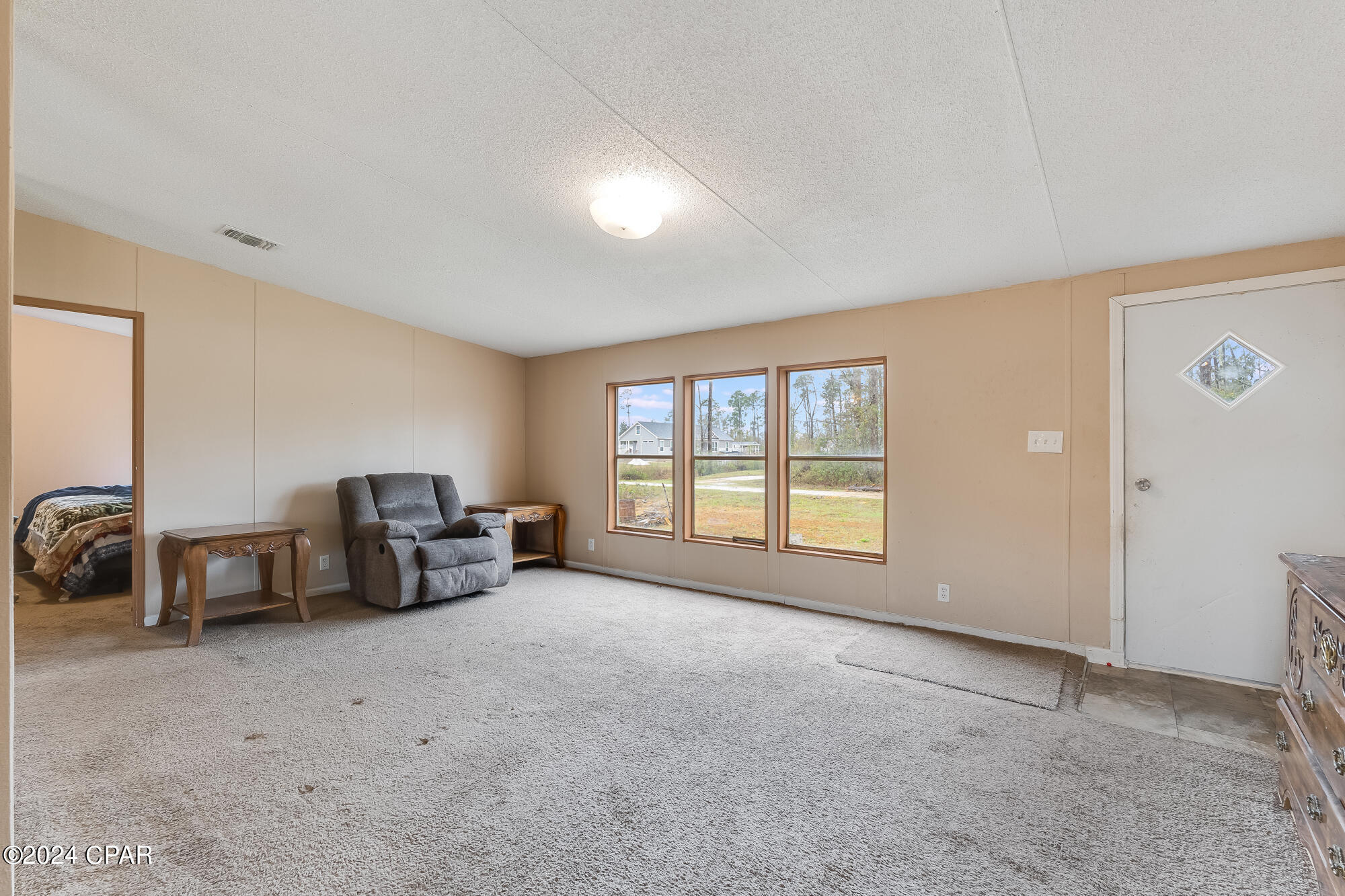 18006 Overland Avenue