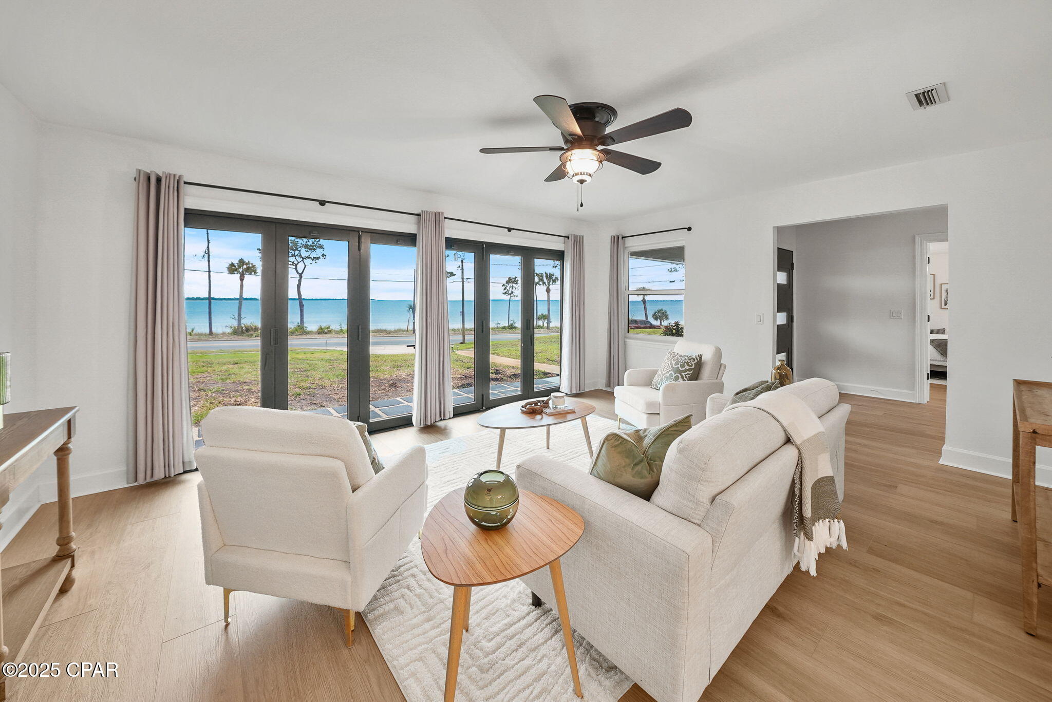 920 W Beach Drive
