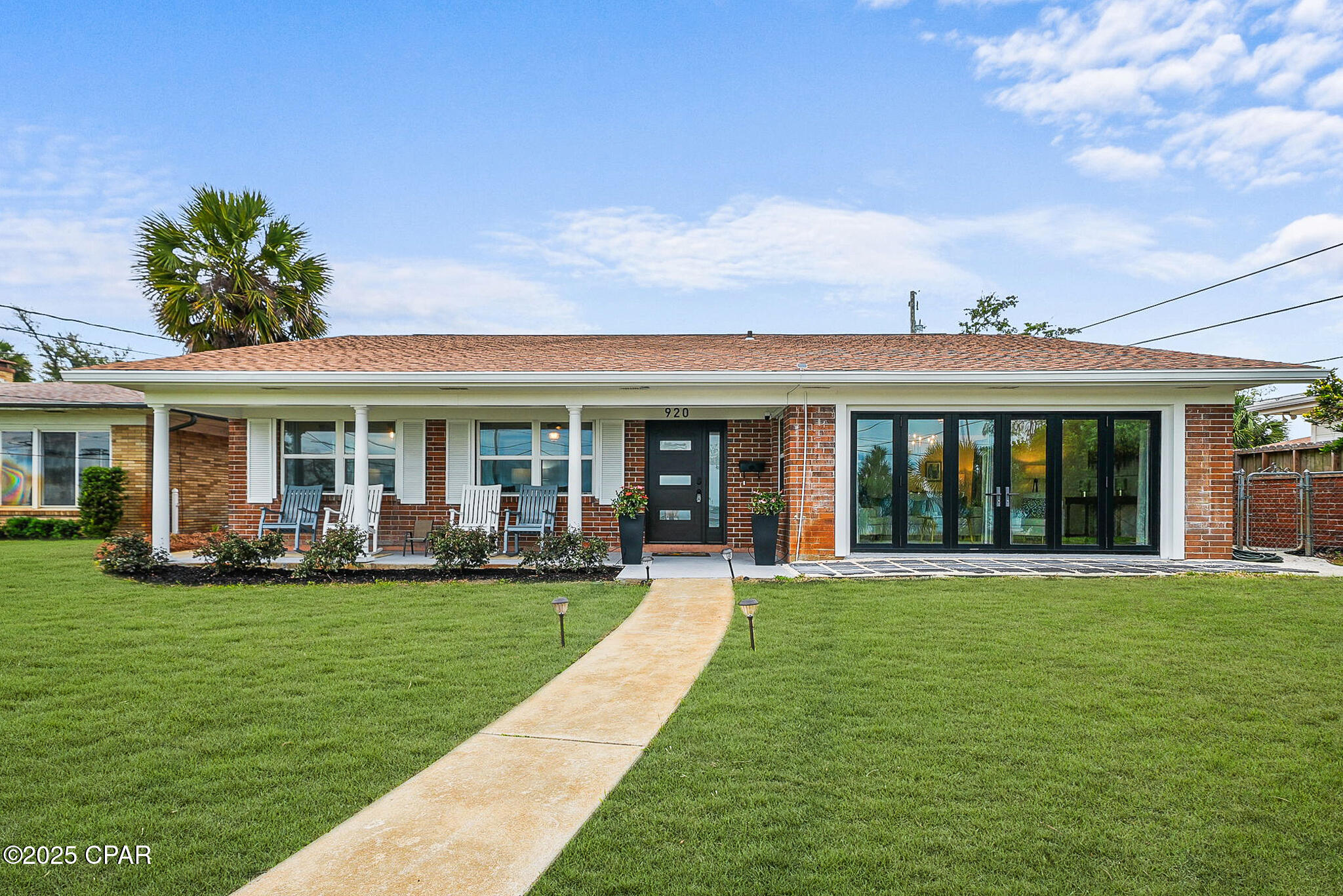 920 W Beach Drive
