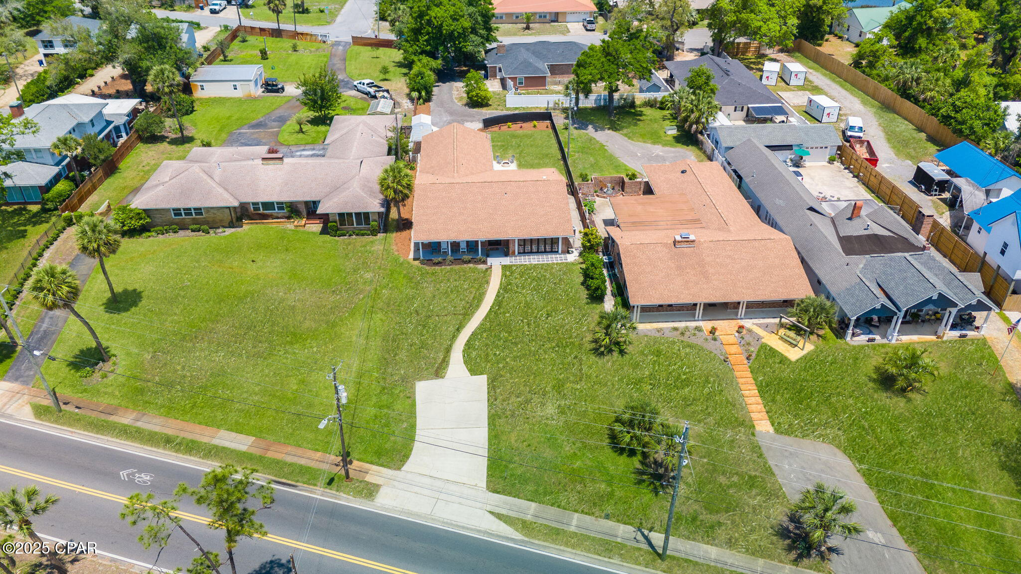 920 W Beach Drive