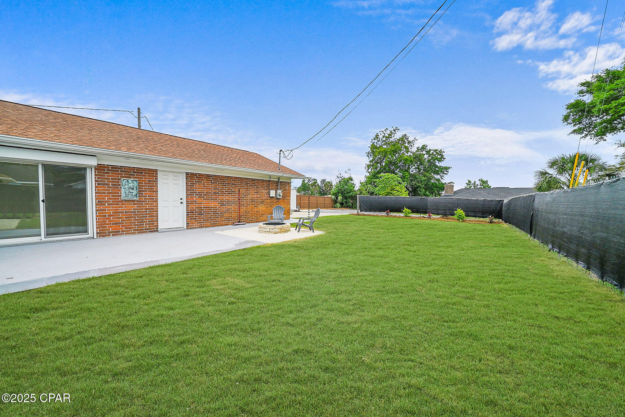 920 W Beach Drive