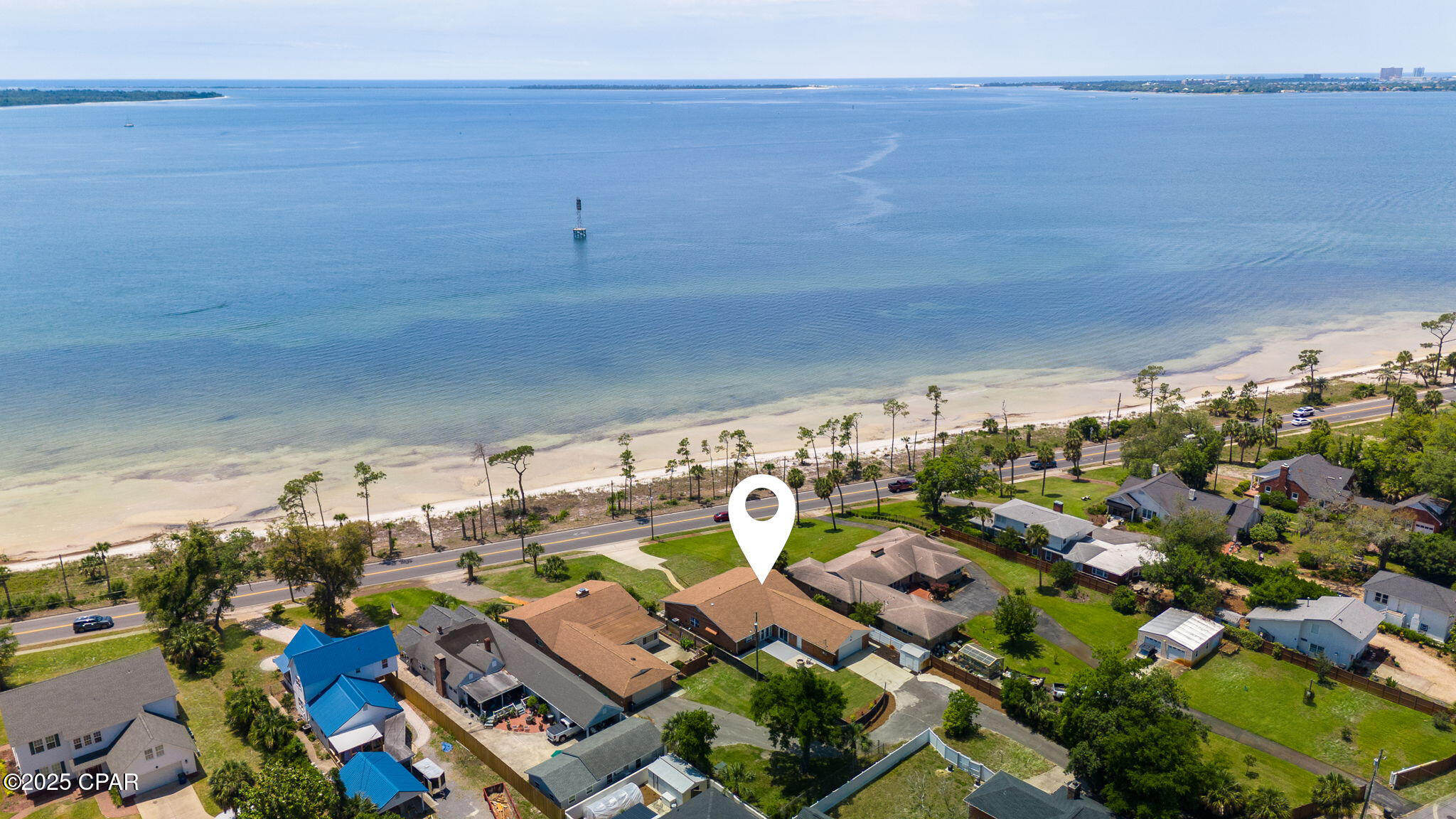 920 W Beach Drive