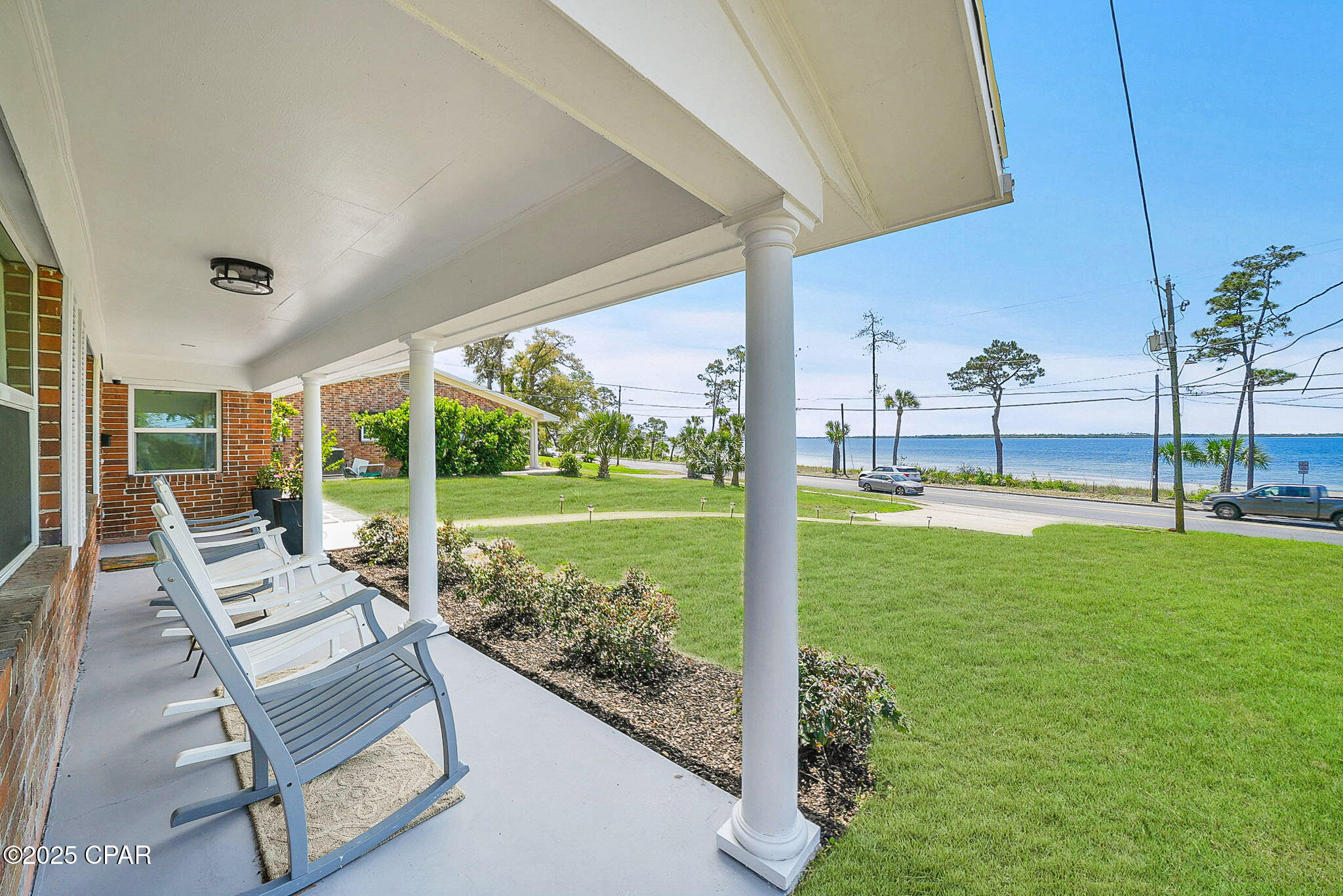 920 W Beach Drive