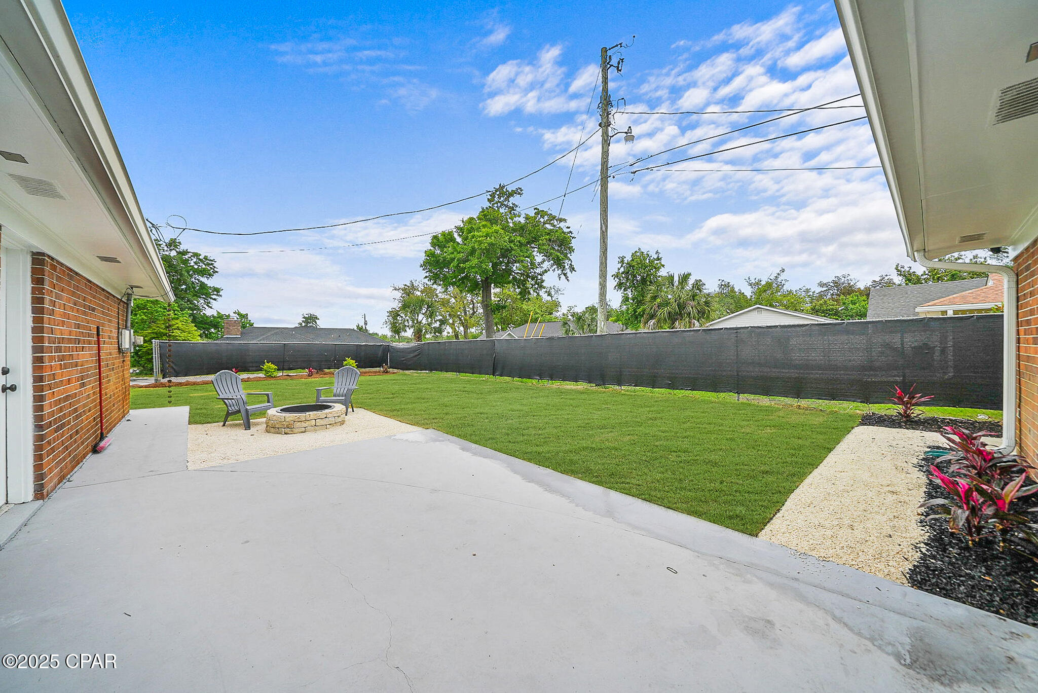 920 W Beach Drive