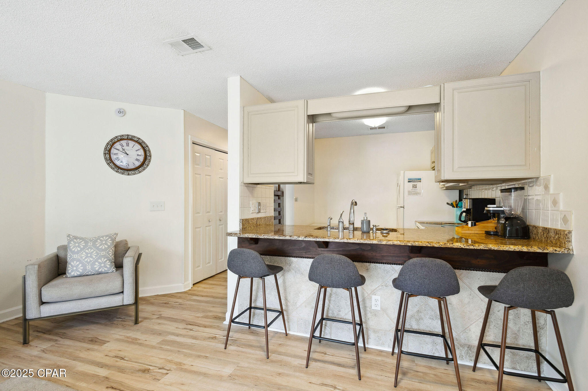 8730 Thomas Drive 504