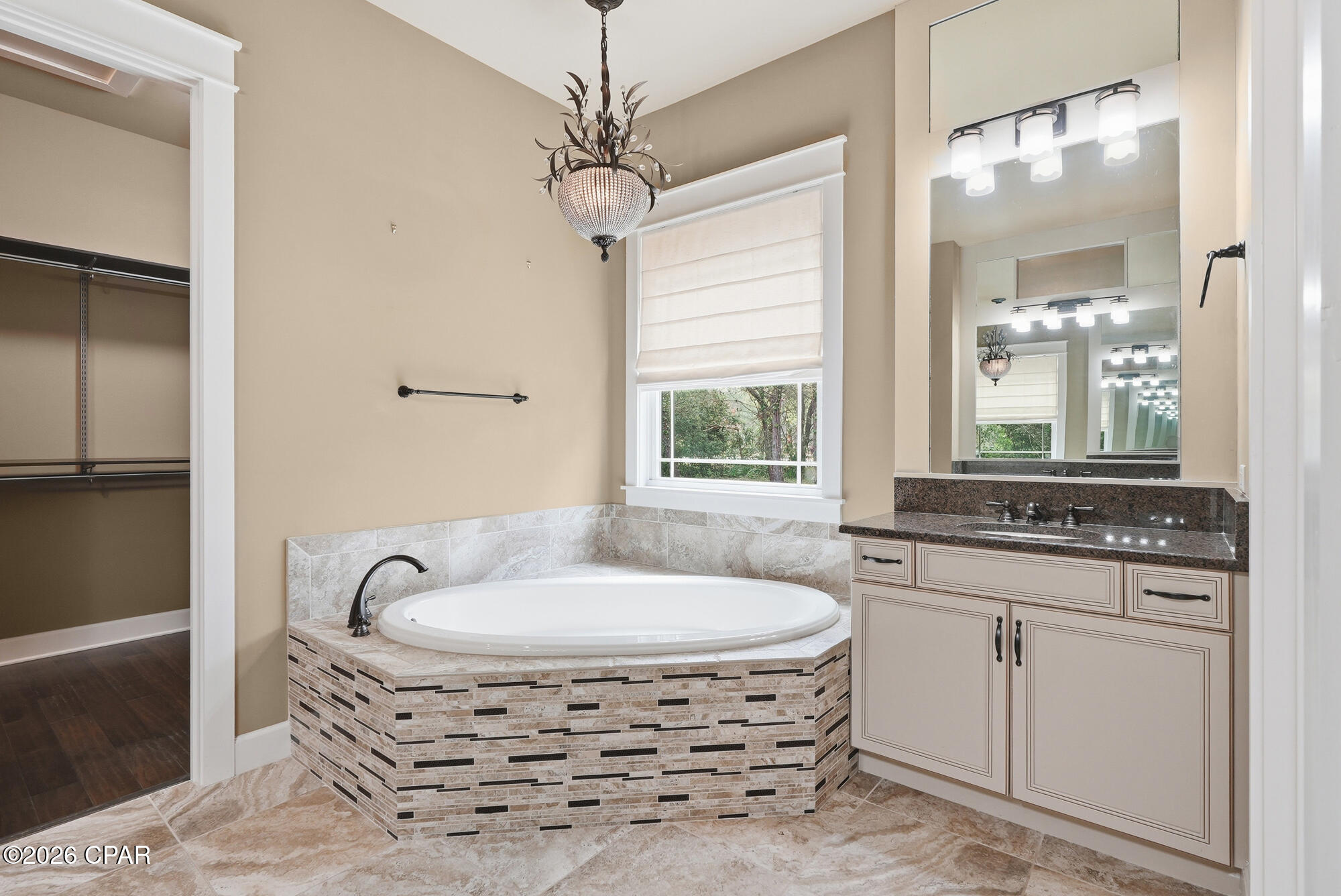 1603 Meadow Lark Way