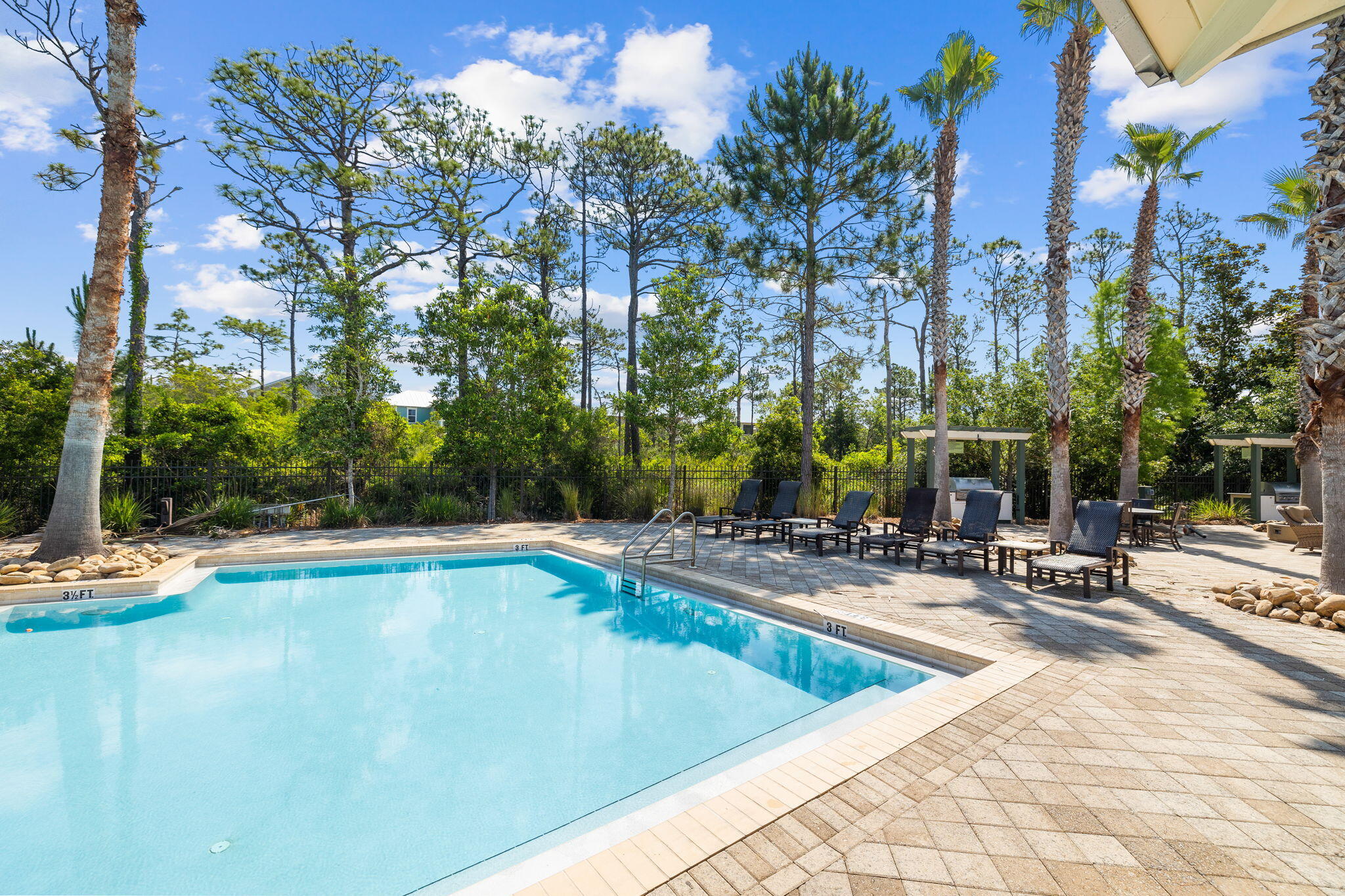 20 Beargrass Way