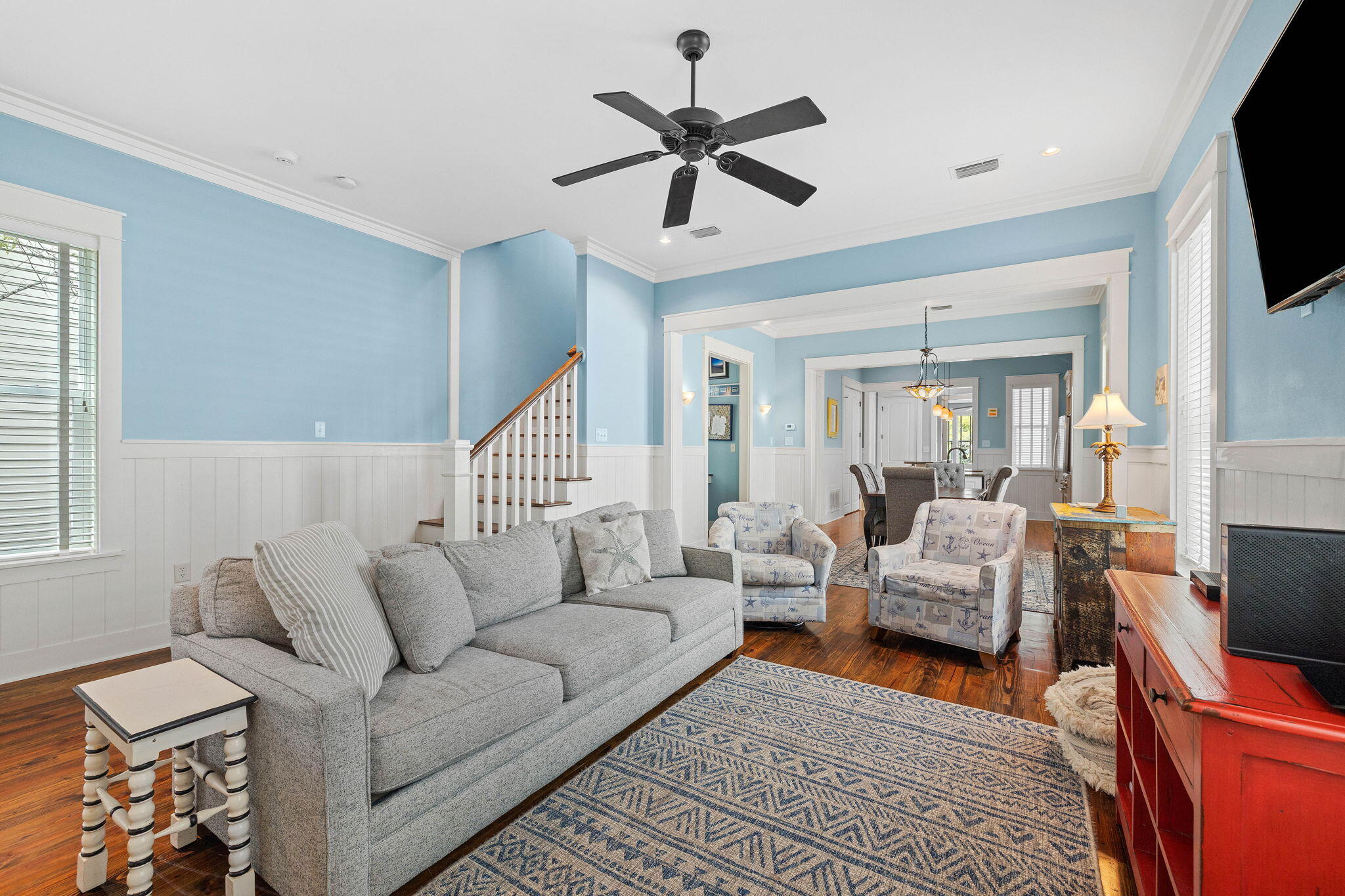 104 W Summersweet Lane
