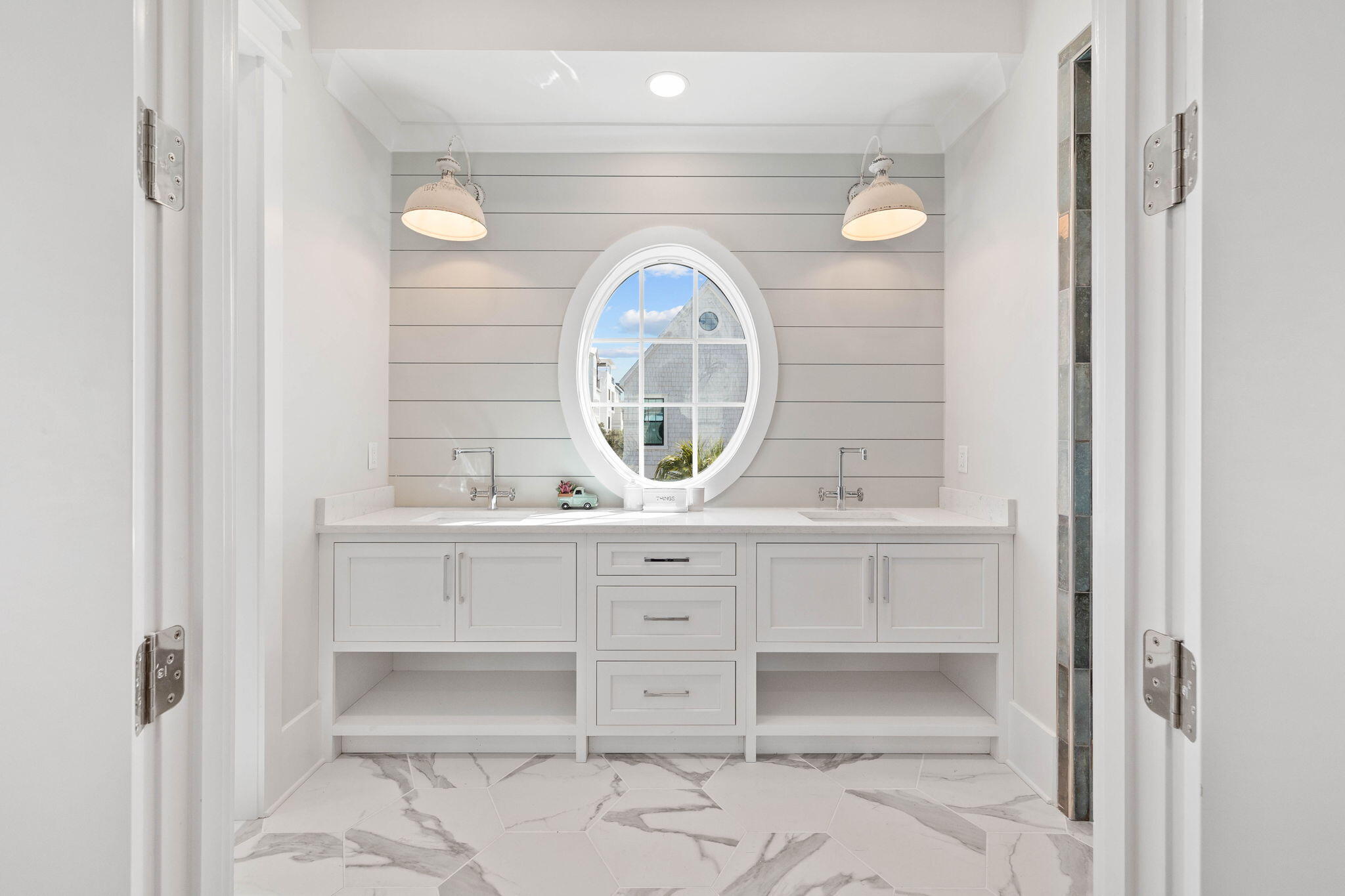 27 Grand Inlet Court