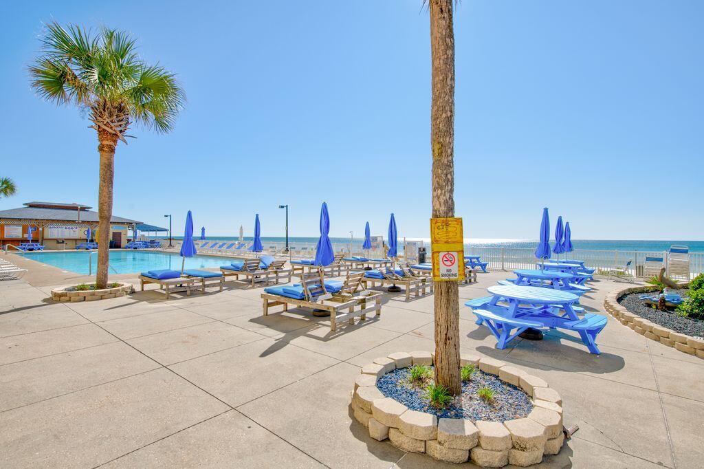5801 Thomas Drive, UNIT 724