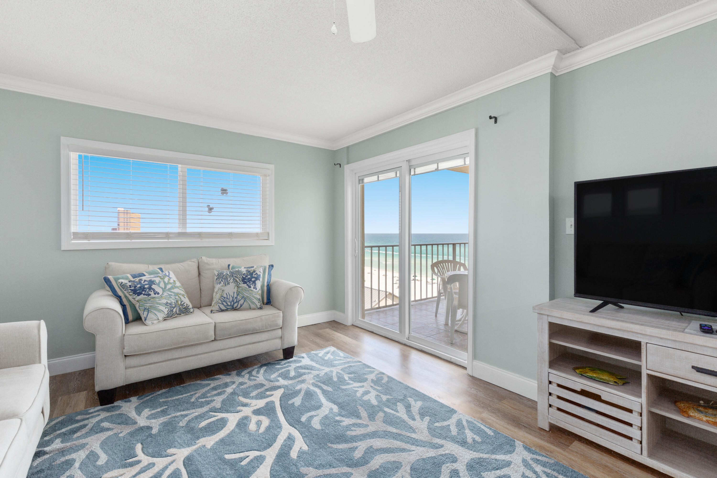 5801 Thomas Drive, UNIT 724
