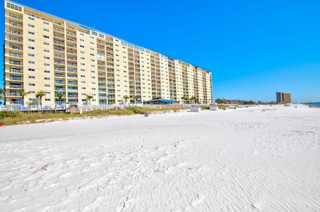 5801 Thomas Drive, UNIT 724